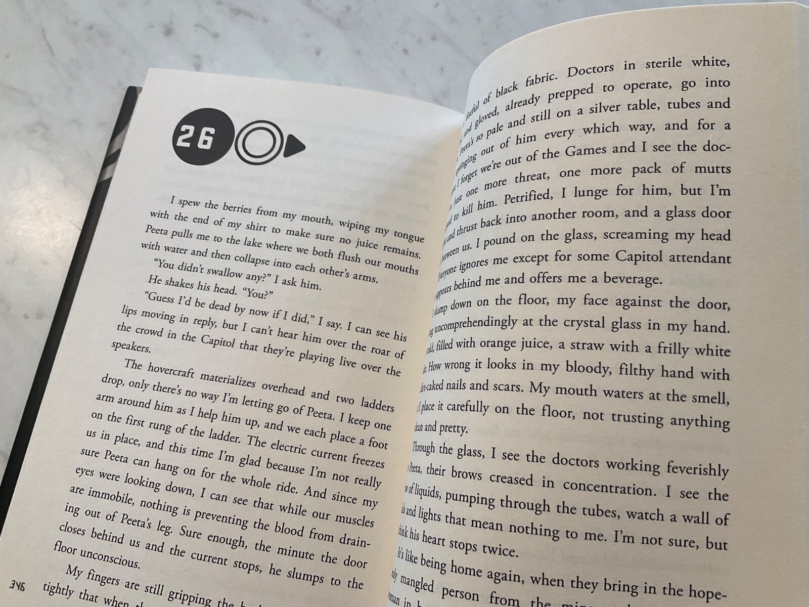 The Hunger Games Suzanne Collins 2008 First Edition 20th Gold Spine Print 2011