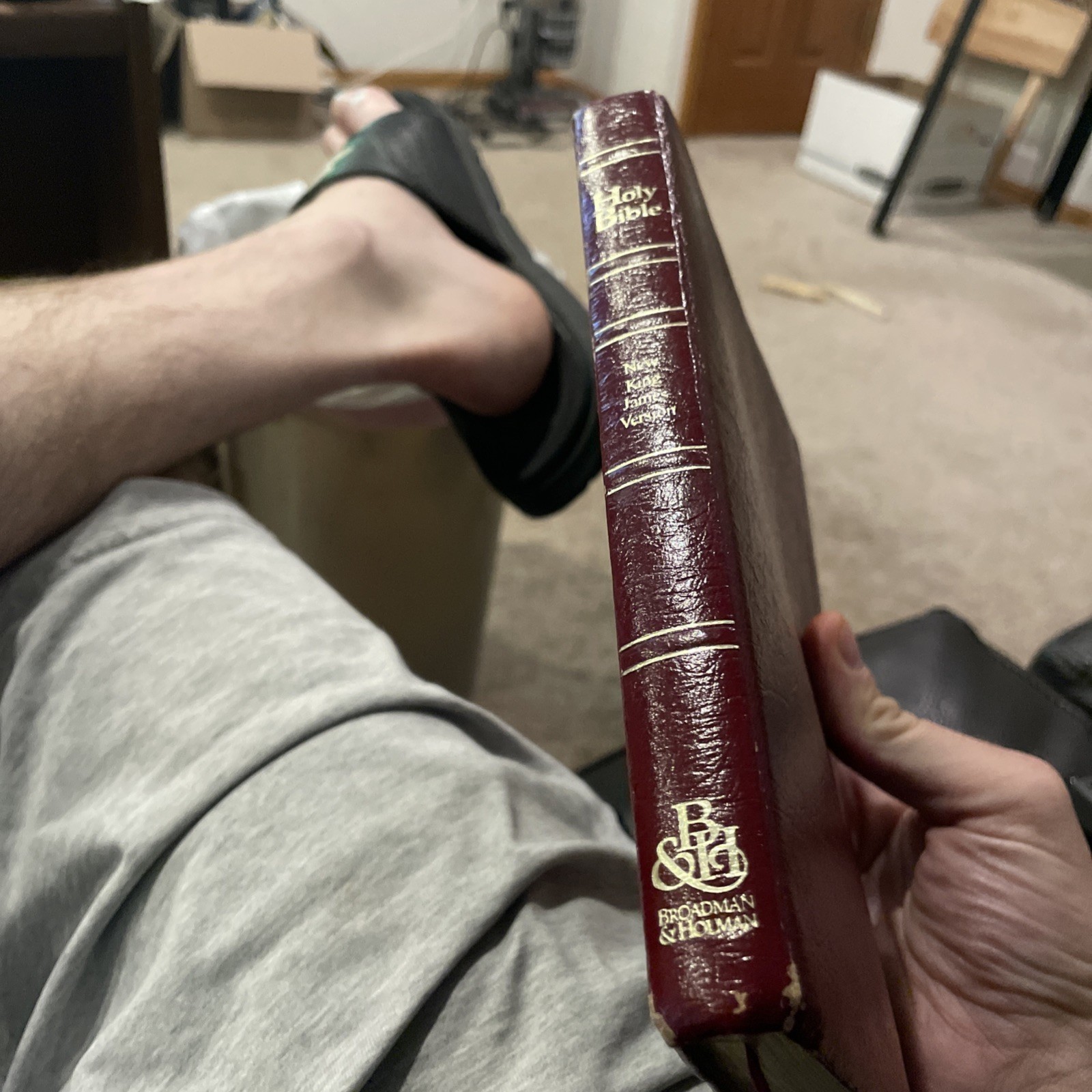 1994 NKJV ULTRATHIN REFERENCE BIBLE BURGUNDY BONDED LEATHER BROADMAN & HOLMAN