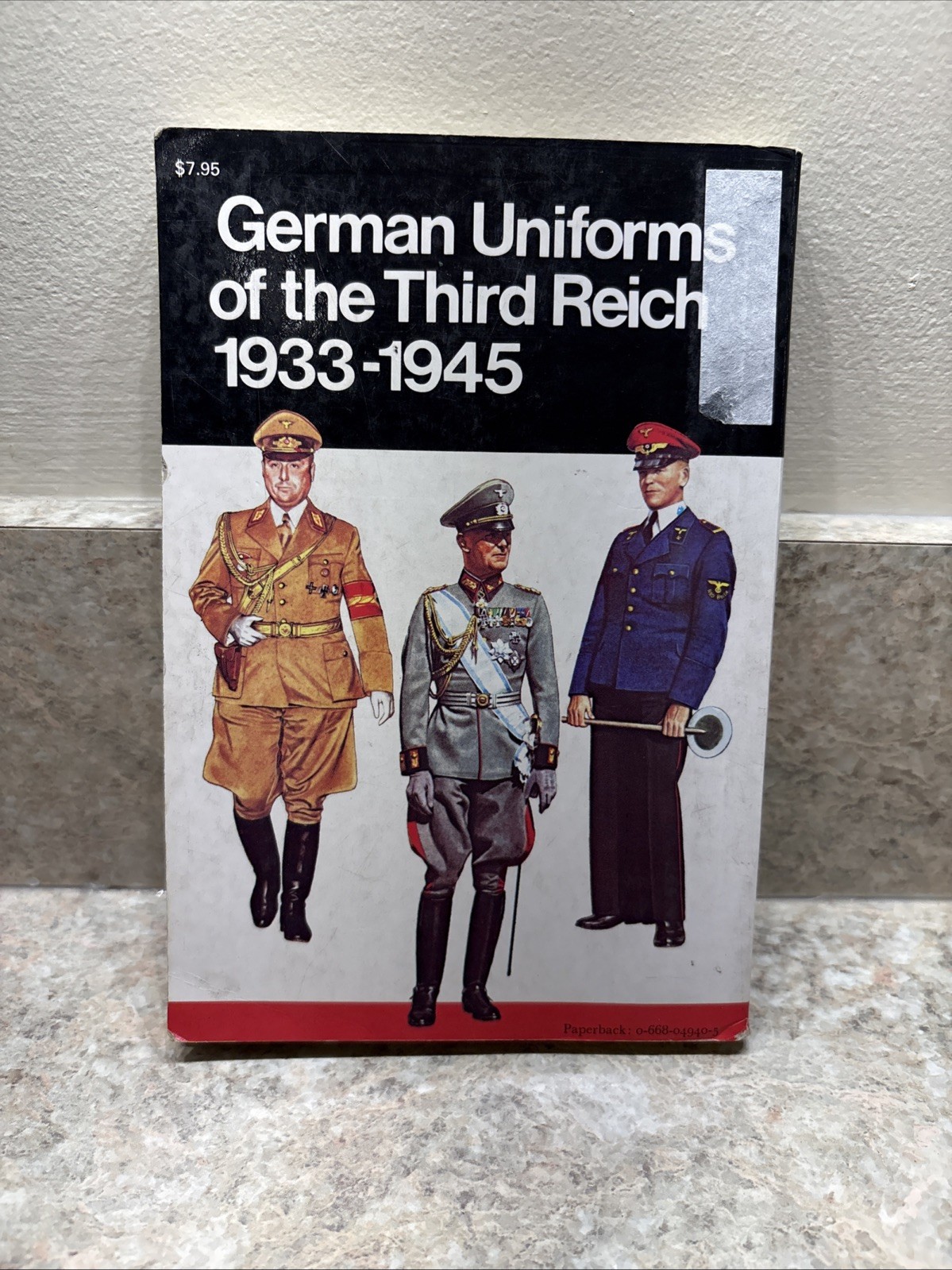 German Uniforms Of The Third Reich 1933-1945 Brian Davis Pierre Turner 1986 Nazi