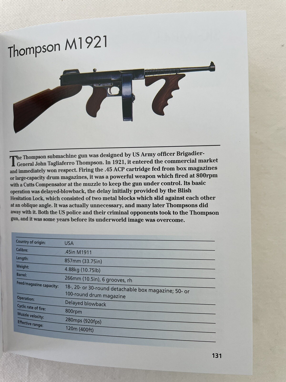 Twentieth Century Small Arms * Chris McNab * 2001 * HB & DJ * As New Condition