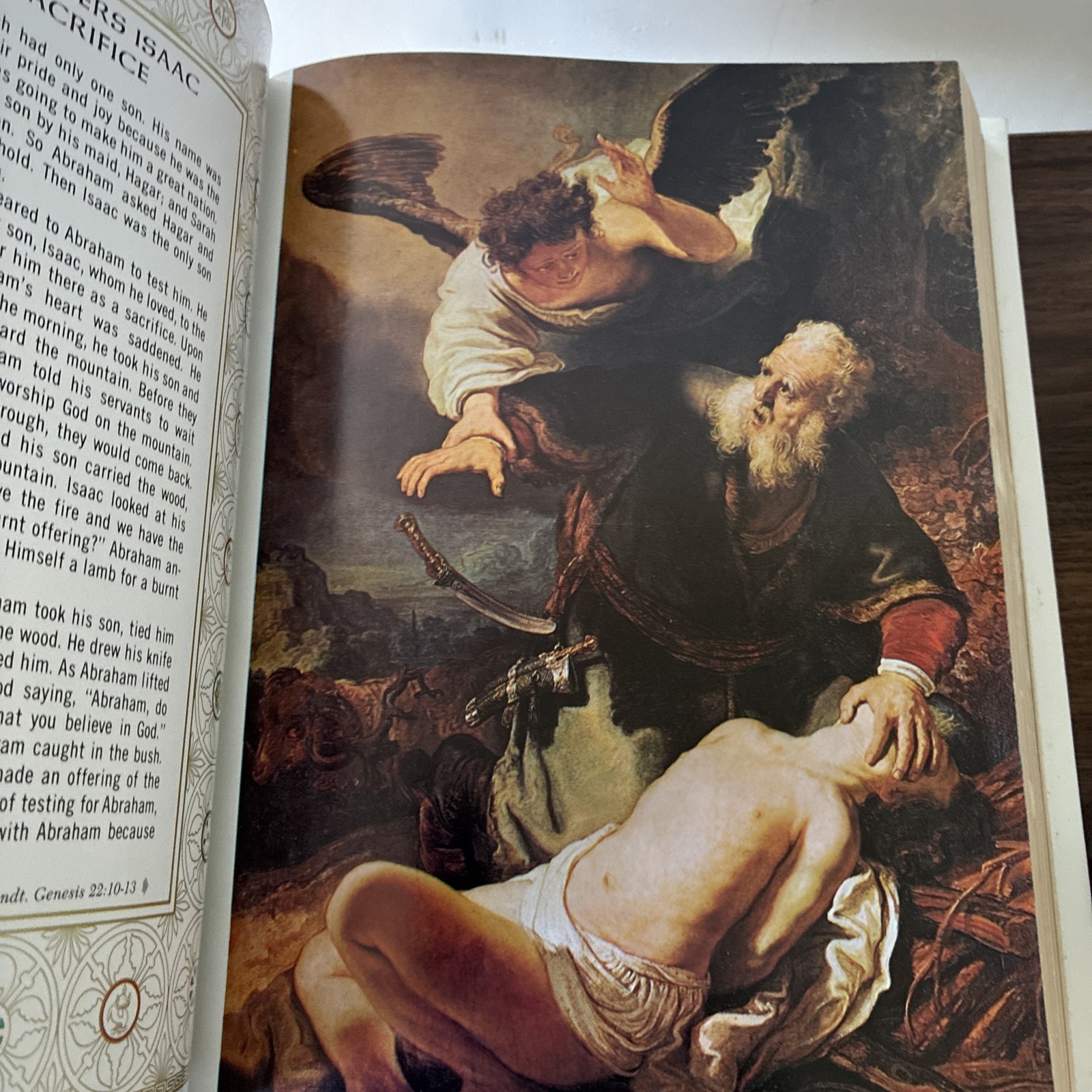Vintage Holy Bible : Family Reference Edition