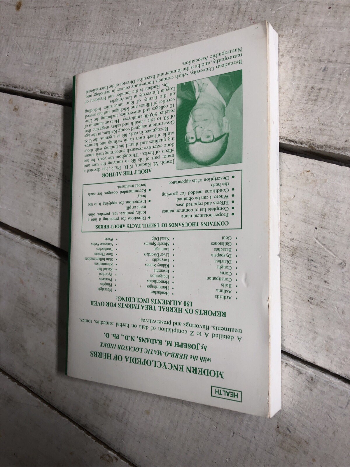 Modern Encyclopedia of Herbs | Deni Bown | Paperback | Herbal Guide