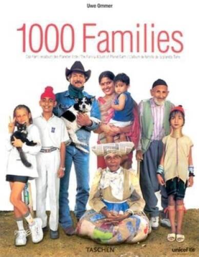 1000 Families (Specials) (English, French and German Edition) – Paperback – GOOD