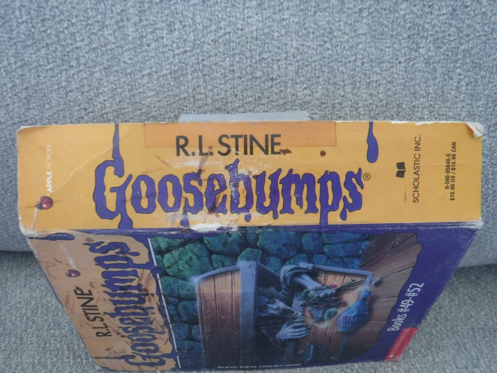 RL Stine Goosebumps Box Set #49 – #52 (missing #51) damage Collectible Paperback