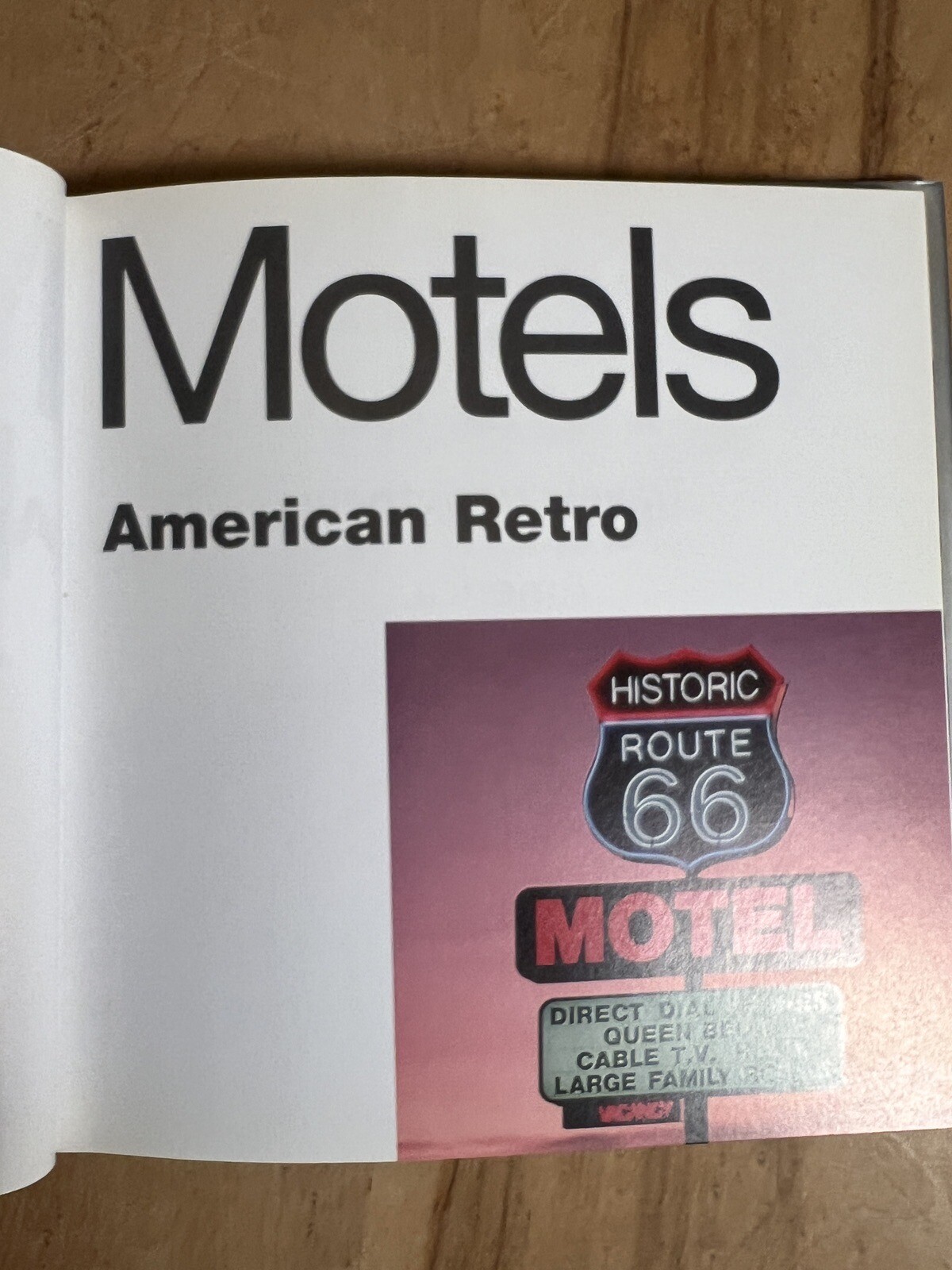 Motels American Retro 2000 HCDJ Book – 6.5×6.75″ 111 pages – Great Photos!