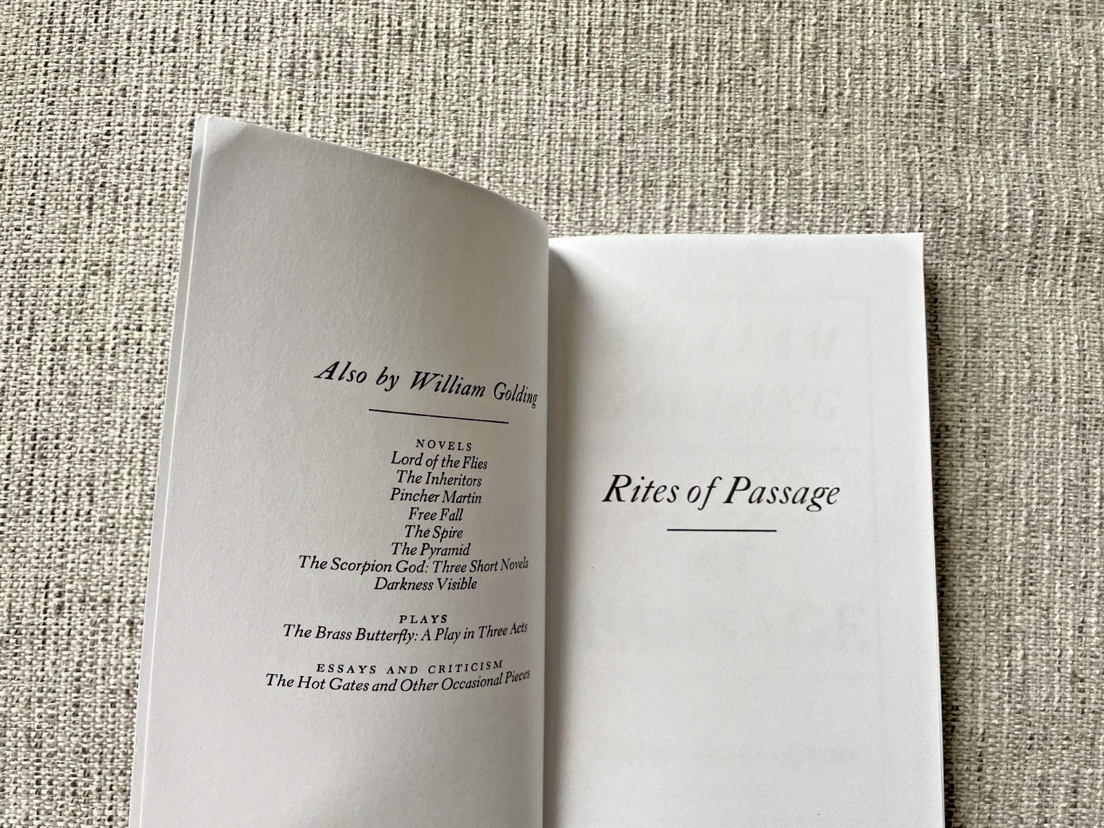 Rites of Passage by William Golding PB Very Good Condition Ships Free