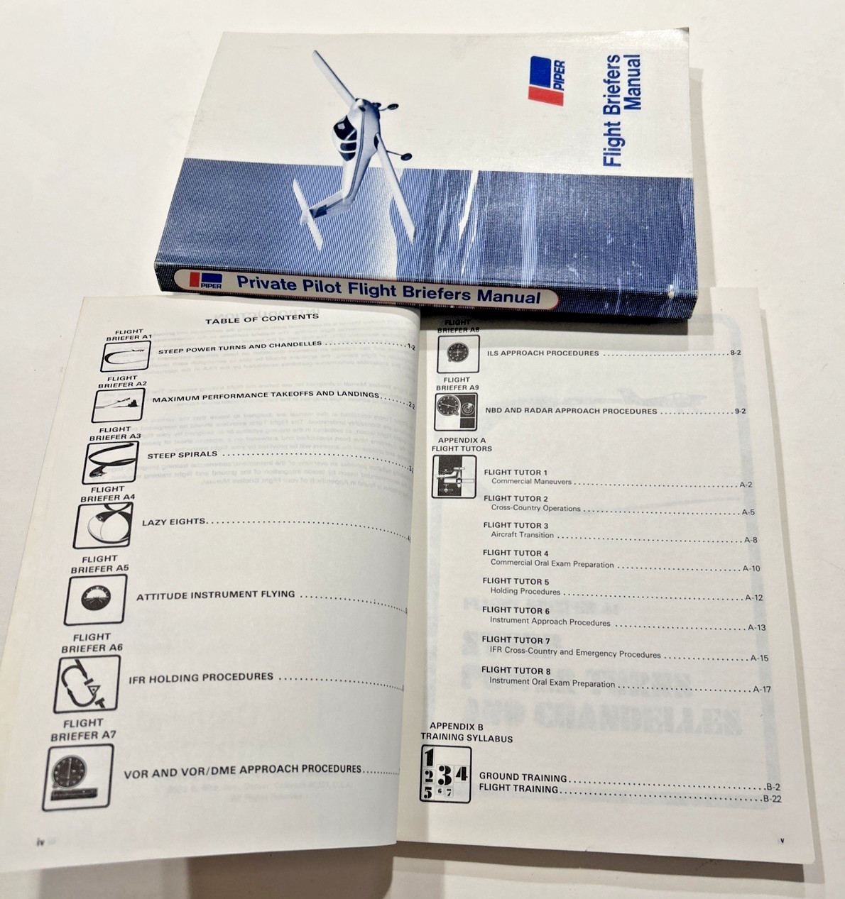 Piper INSTRUMENT COMMERCIAL Flight Briefers Manuals 1979 PB Illustrated JEPPESEN