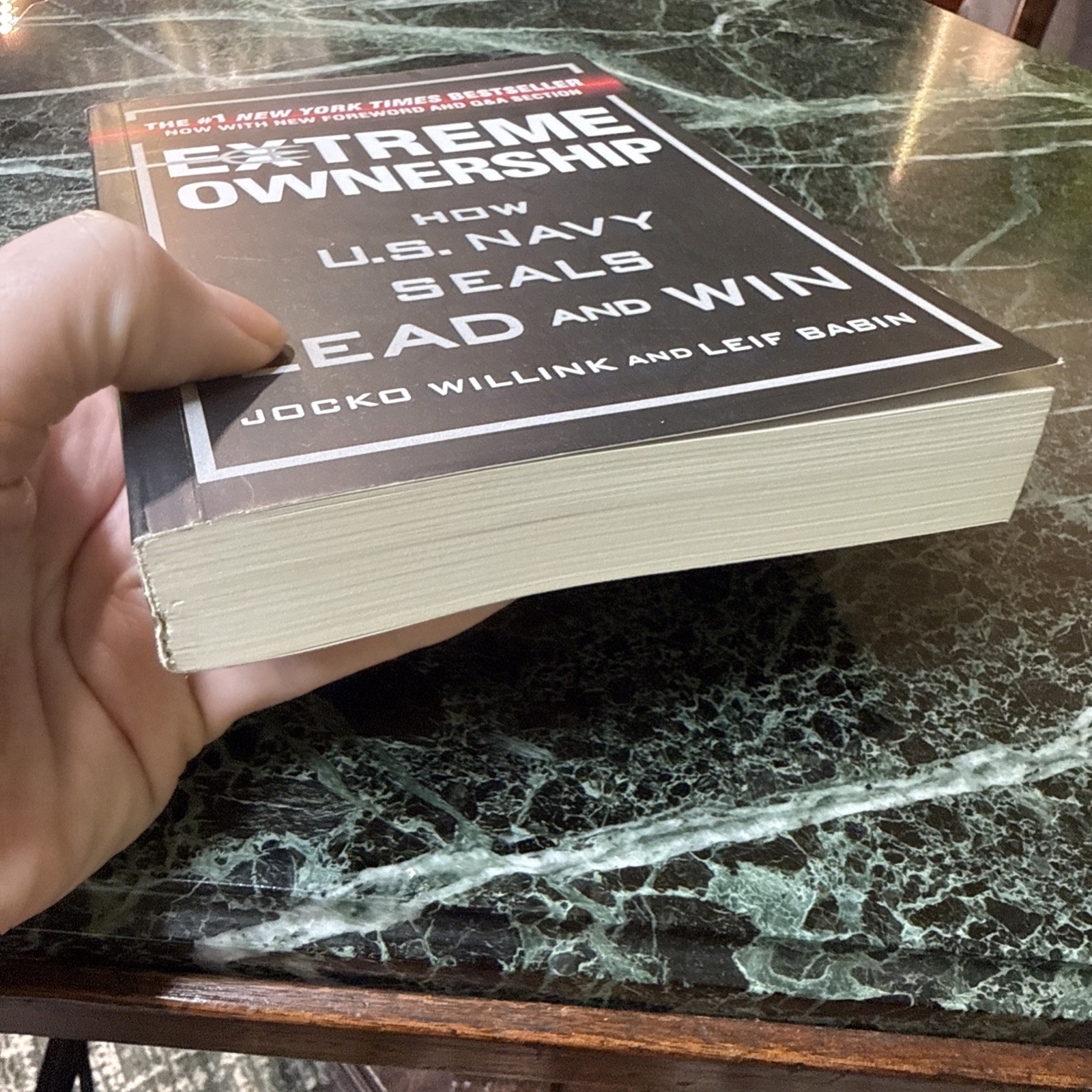 Extreme Ownership How U.S. Navy SEALs Lead and Win Like New Book 2017