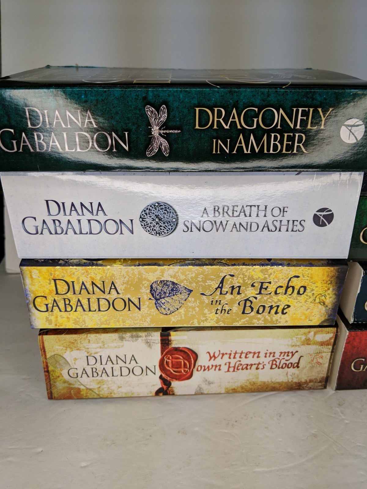 Diana Gabaldon Collection Outlander Series 8 Books Collection Paperback Set