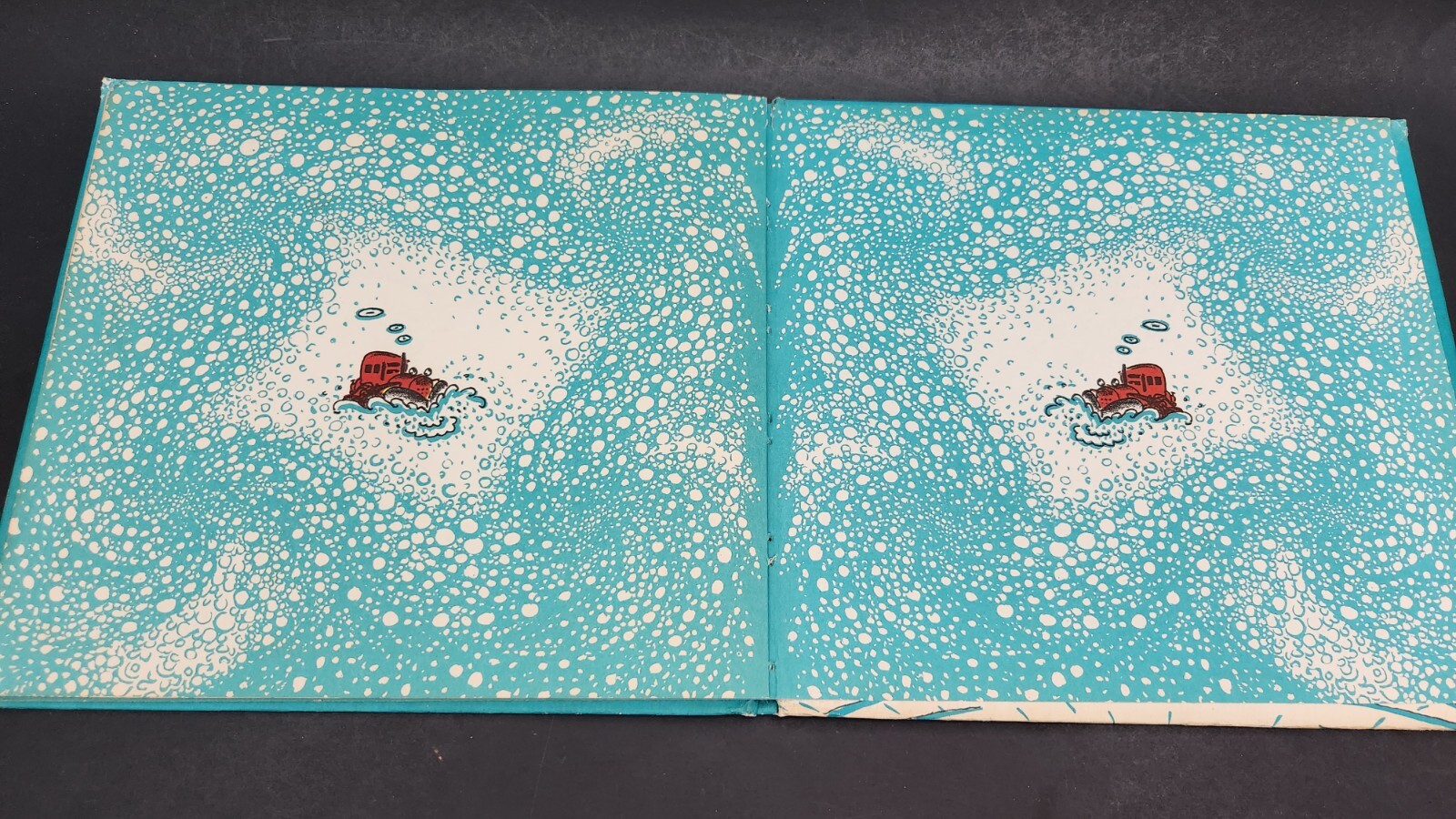 Katy And The Big Snow Virginia Lee Burton 1943 Weekly Reader Childrens Book