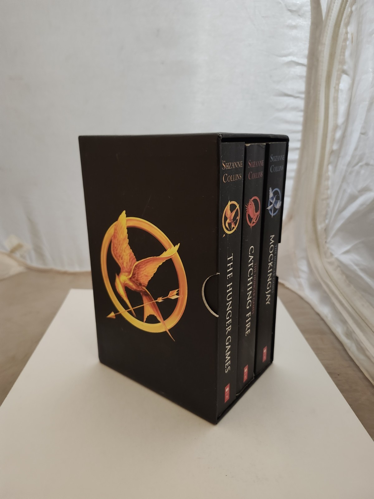Trilogy Boxed Set – Catching Fire – Mockingjay by Suzanne Collins Hunger Games