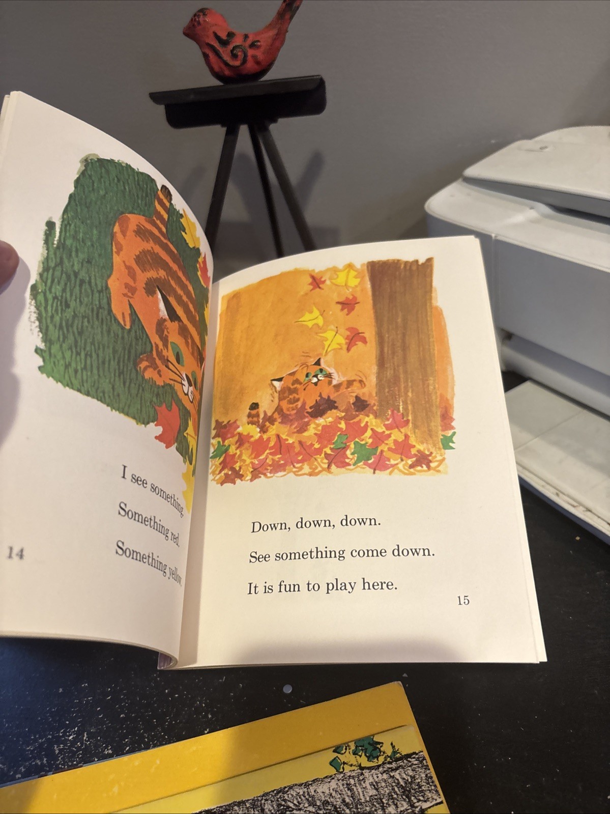 Little Runaway, the (Beginning-To-Read) Hillert, Margaret|Anderson, Irv libr…