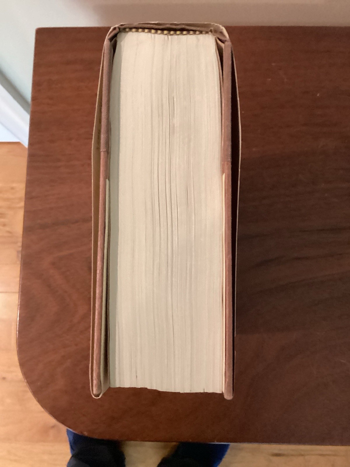The Pillars of the Earth Ken Follett FIRST EDITION (HC 1989) VG