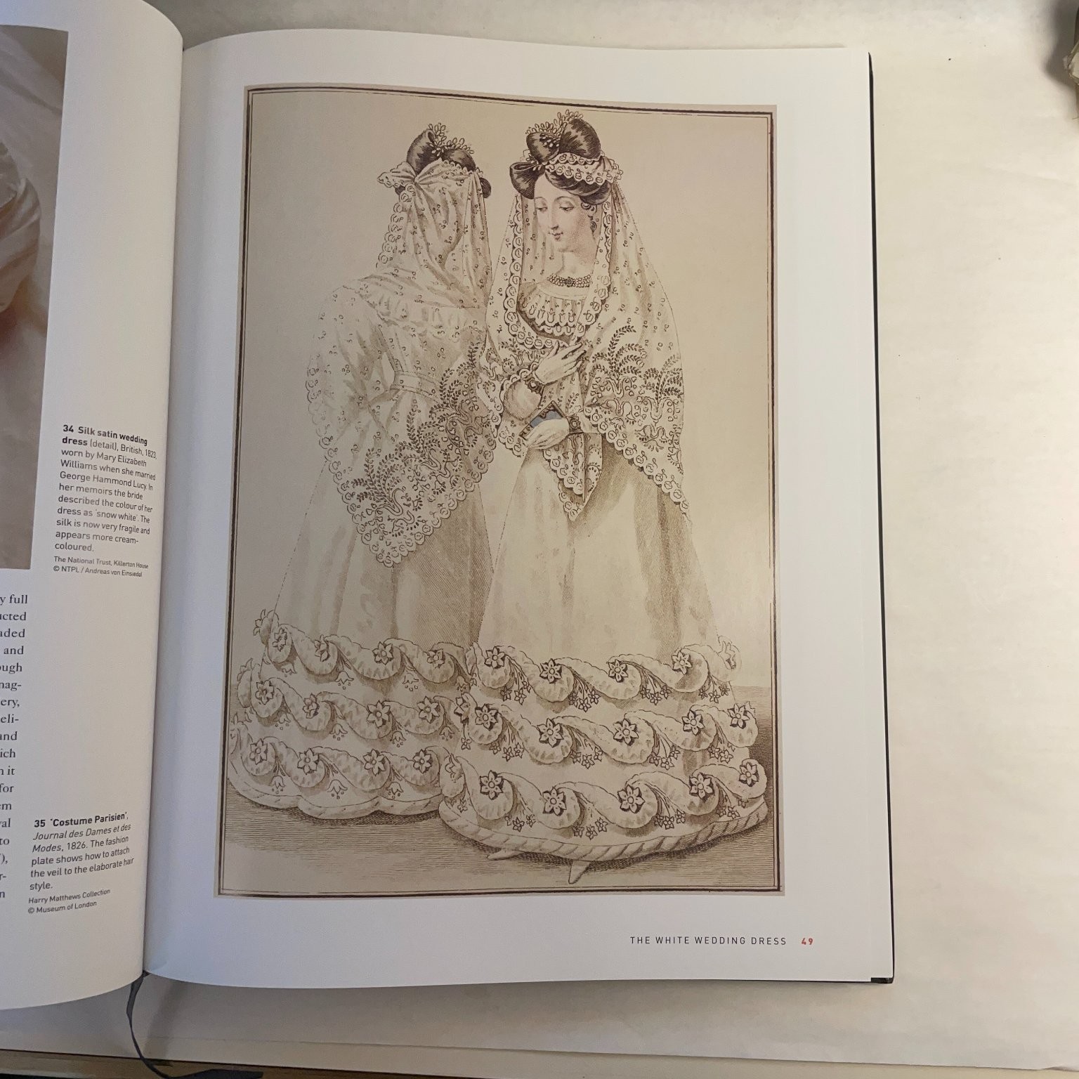 The Wedding Dress 300 Years Bridal Fashions Edwina Ehrman 2011 First Edition V&A