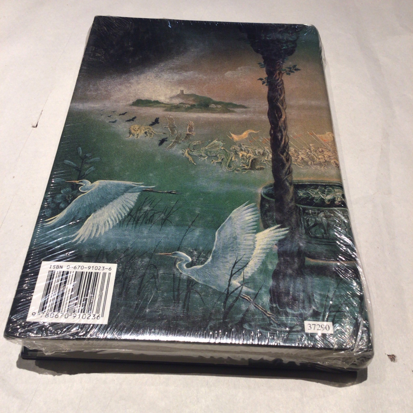 Priestess of Avalon by Marion Zimmer Bradley and Diana L. Paxson (2001,…