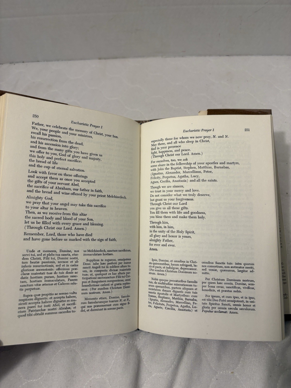 A Commentary on the Prefaces and the Eucharistic Prayers of the Roman Missal