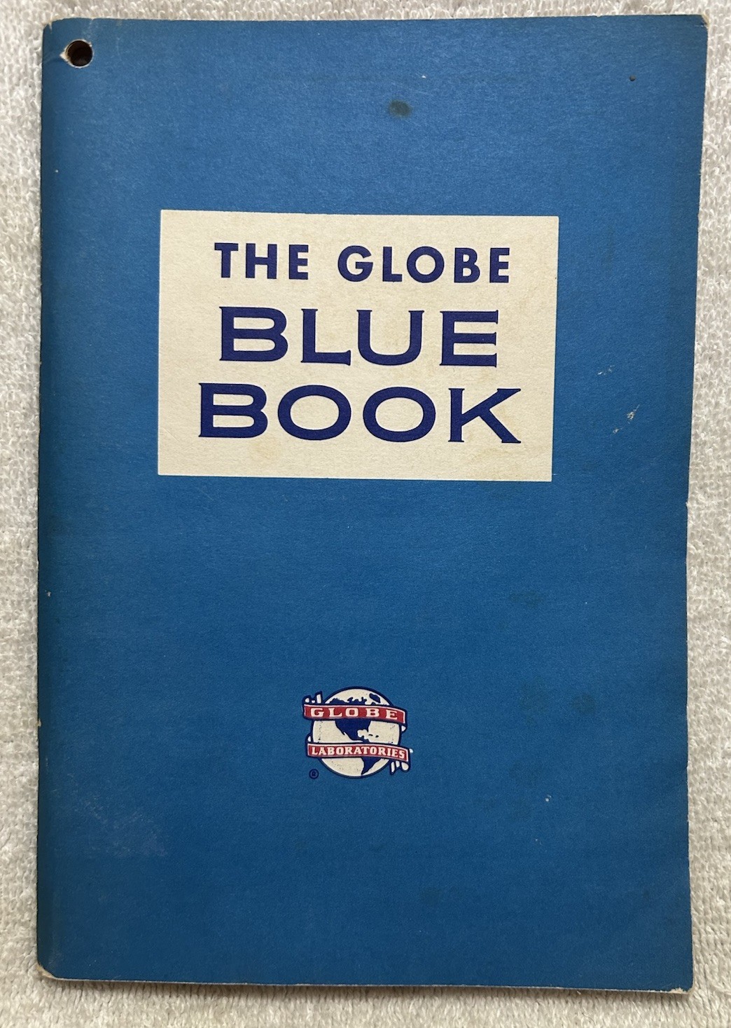 The Globe Blue Book 1950s Guidebook To Animal & Poultry Health 140 Illust. Pages