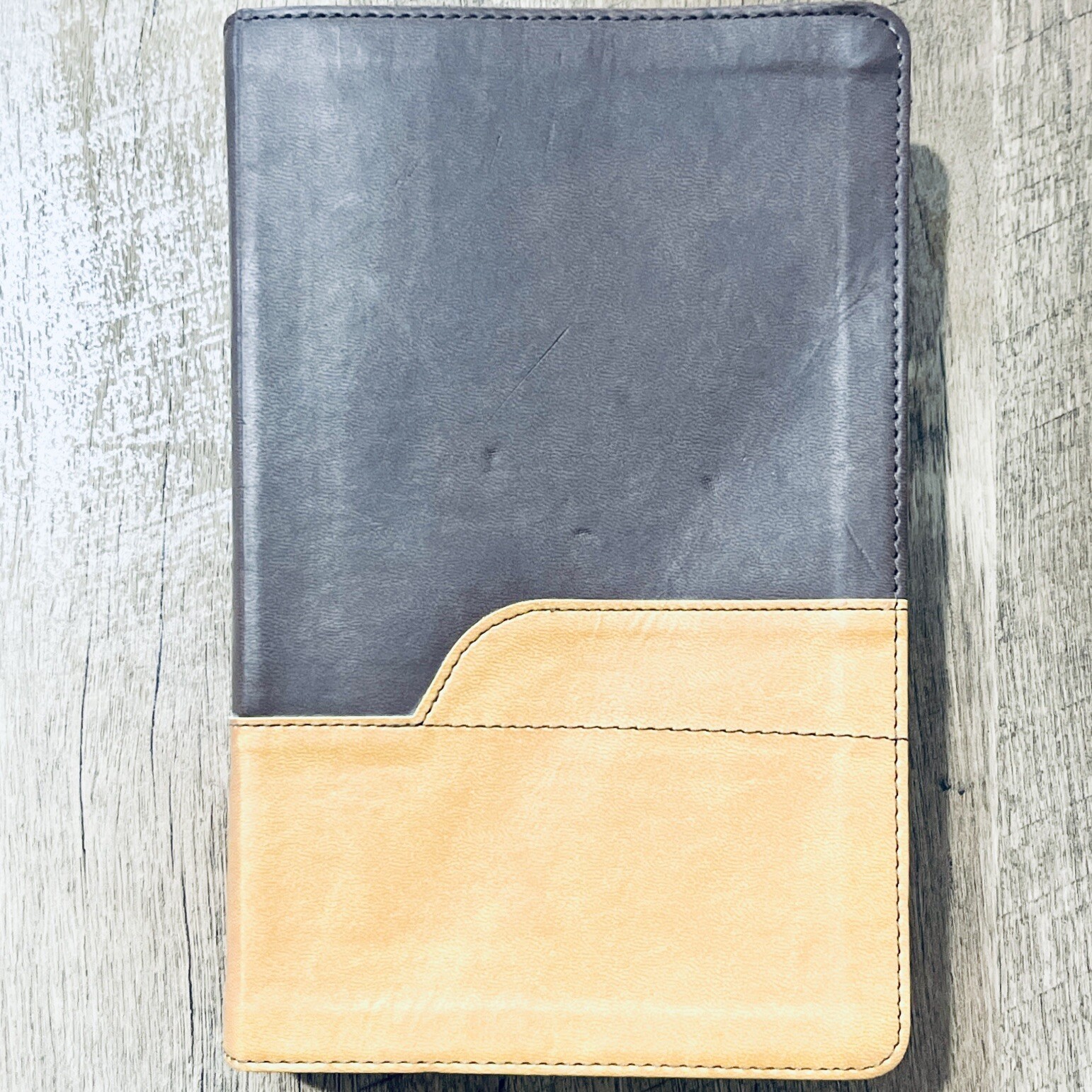 Pew Holy Bible NIV 2011 Bonded Duo-Tone Leathersoft Brown Tan Cover Large Print