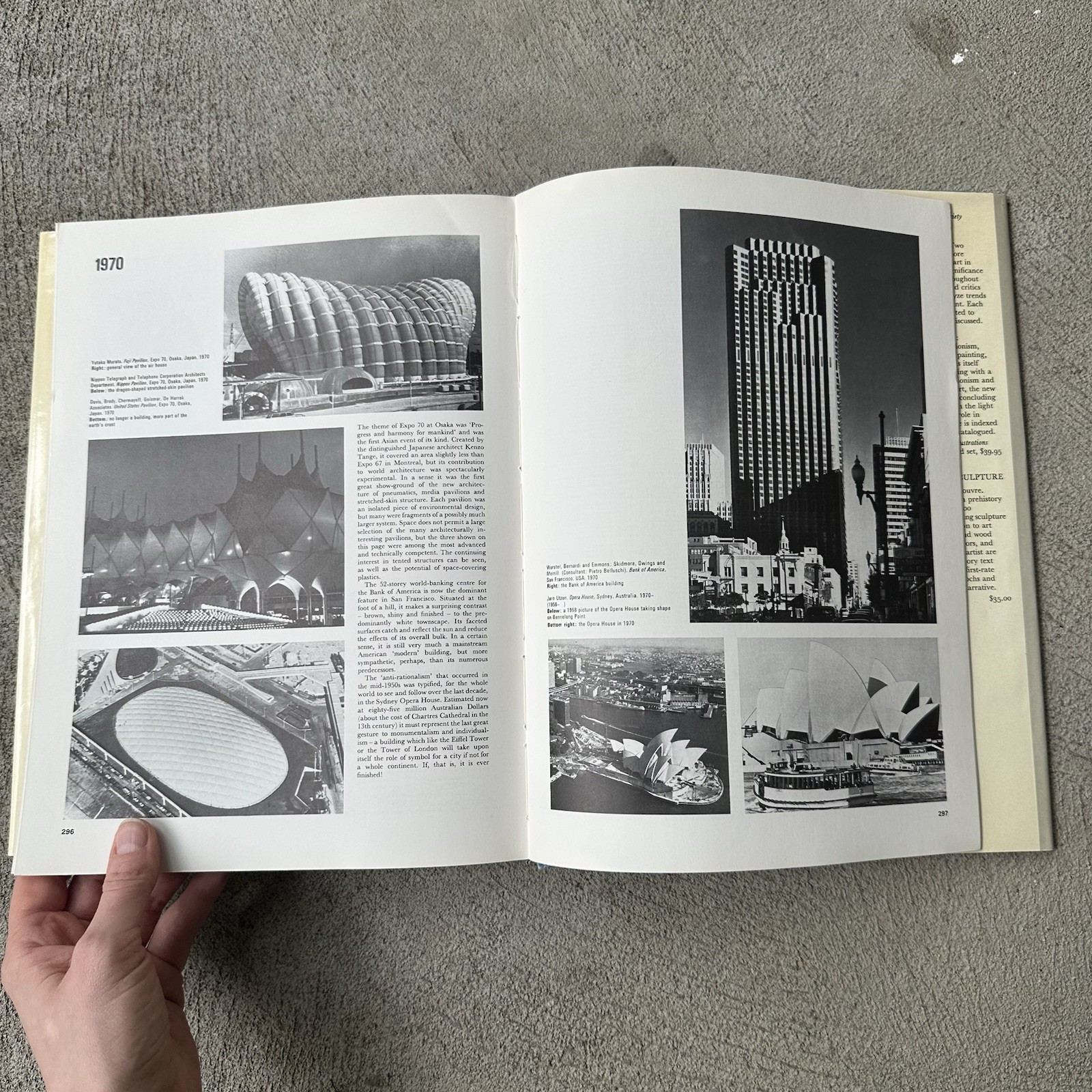 A Visual History of Twentieth Century Architecture by Dennis Sharp 1972 HC