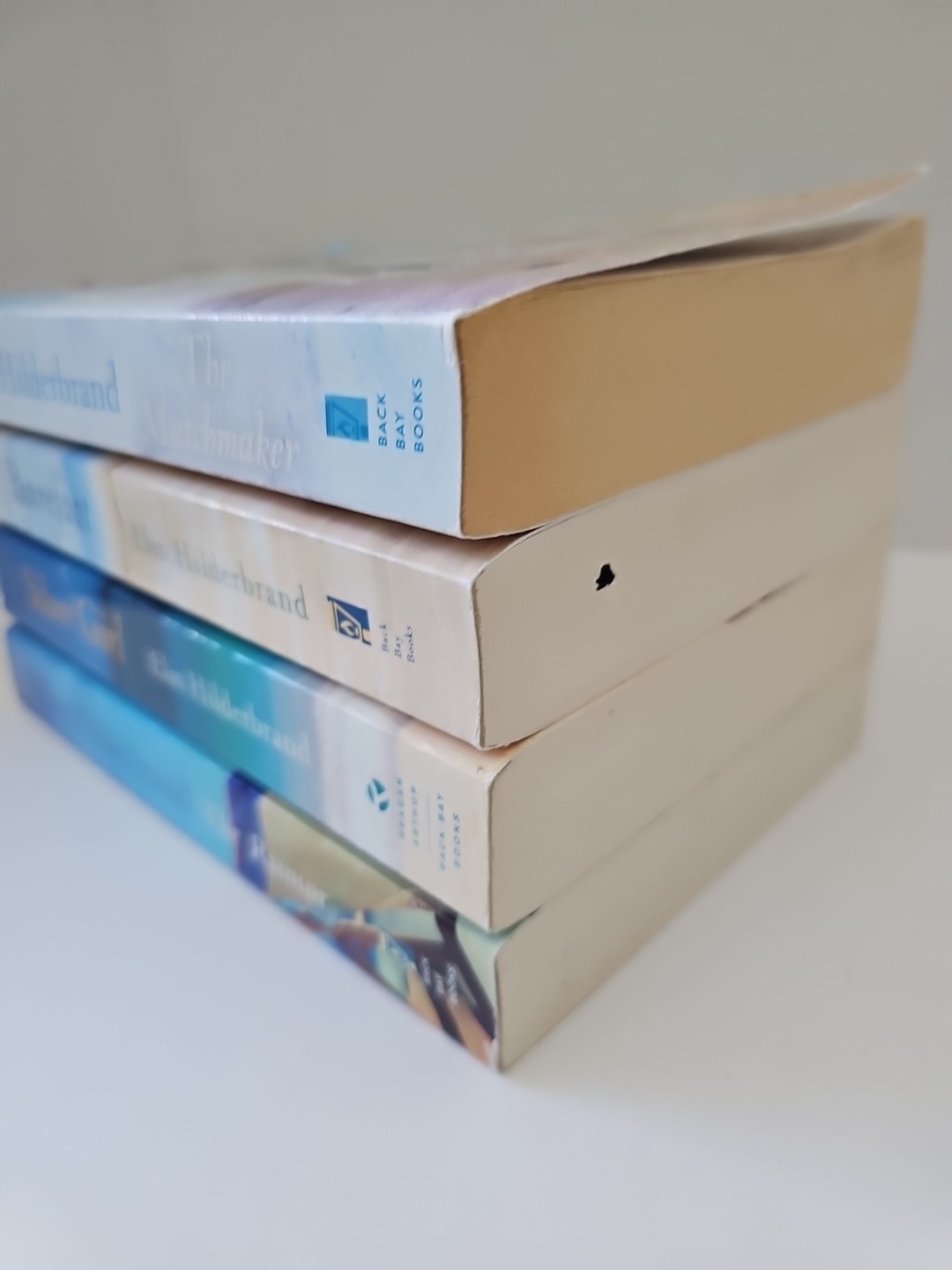 Elin Hilderbrand Lot Of 4 Books