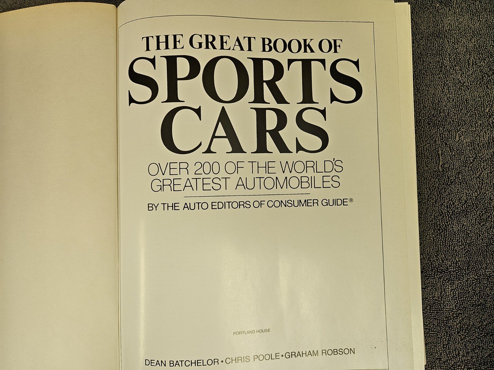 The Great Book of Sports Cars 1988 Hardcover Consumer Guide 420 Pages DJ