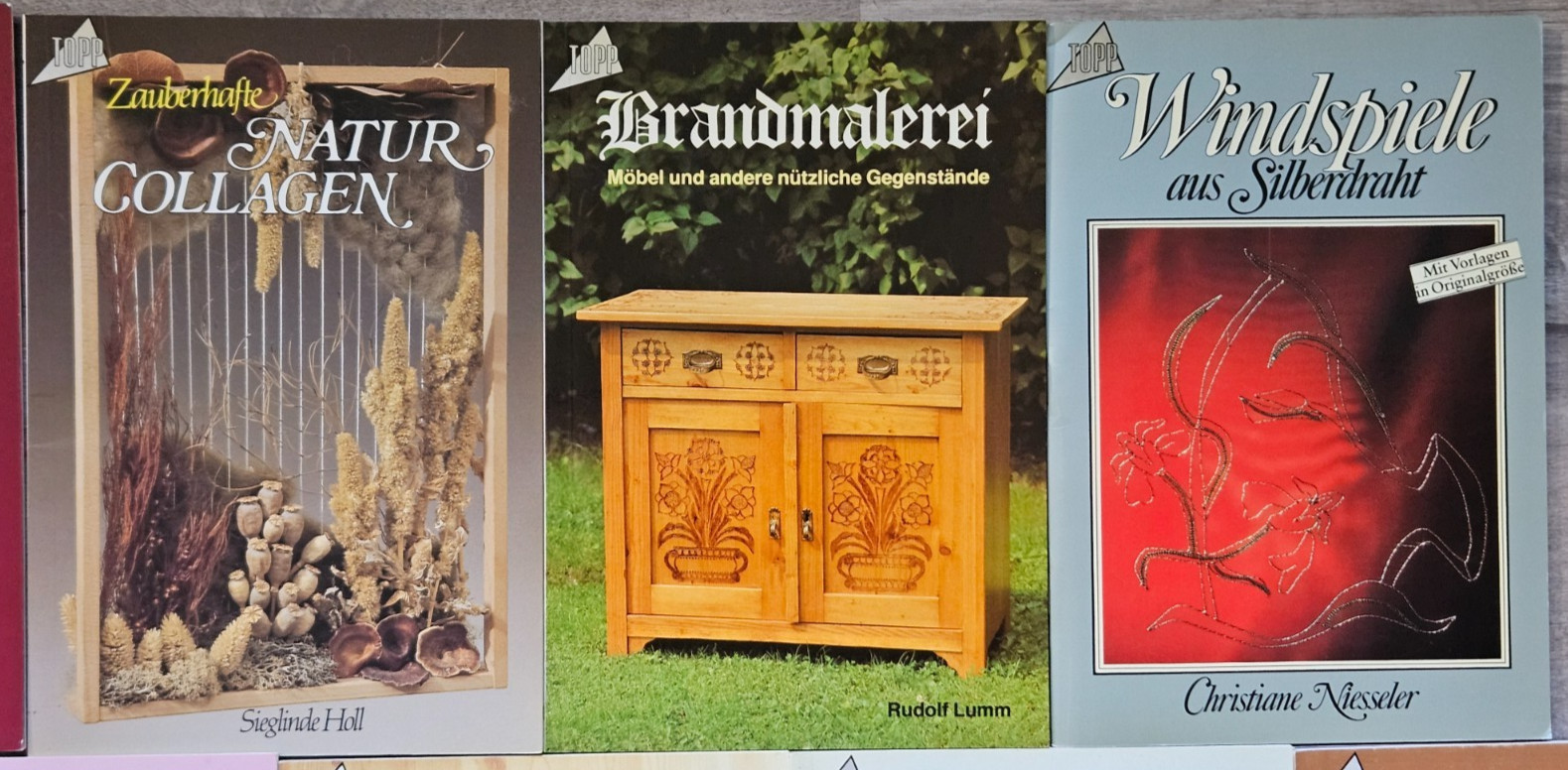 19 ’90s Topp Hobby Crafts Books w/ Patterns. Written in German Language.