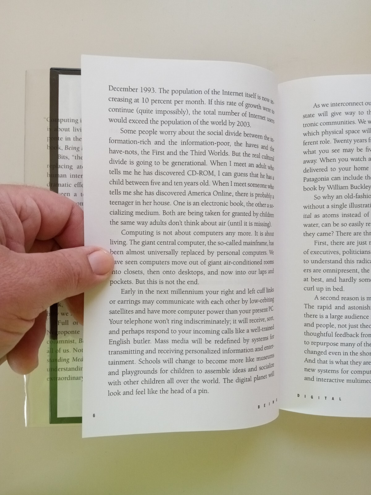 Being Digital by Nicholas Negroponte (1995, Hardcover)