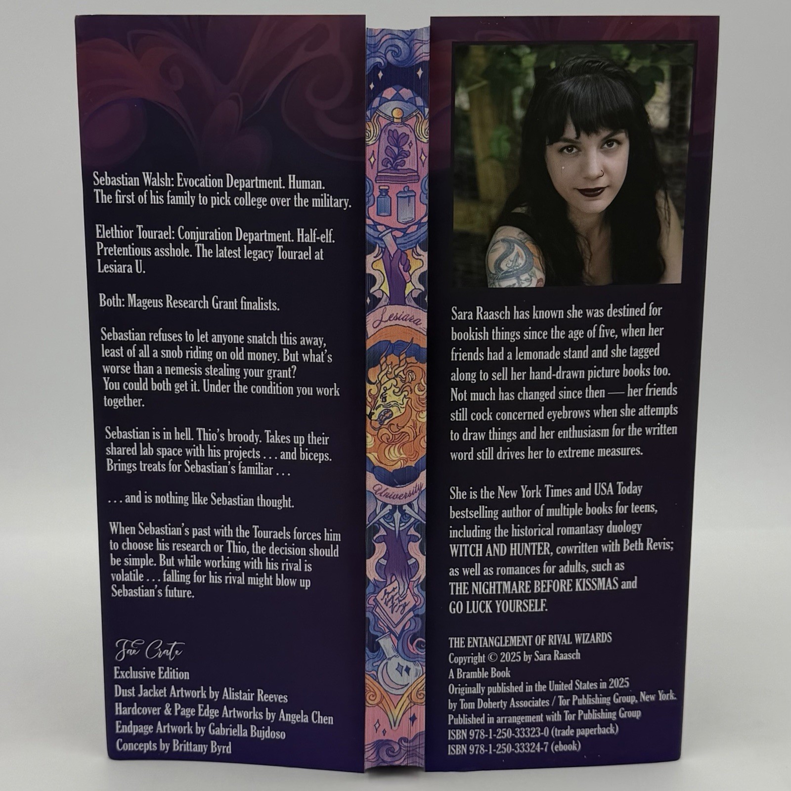 *Signed Fae Crate ed.* The Entanglement of Rival Wizards – Sara Raasch (2025 HC)