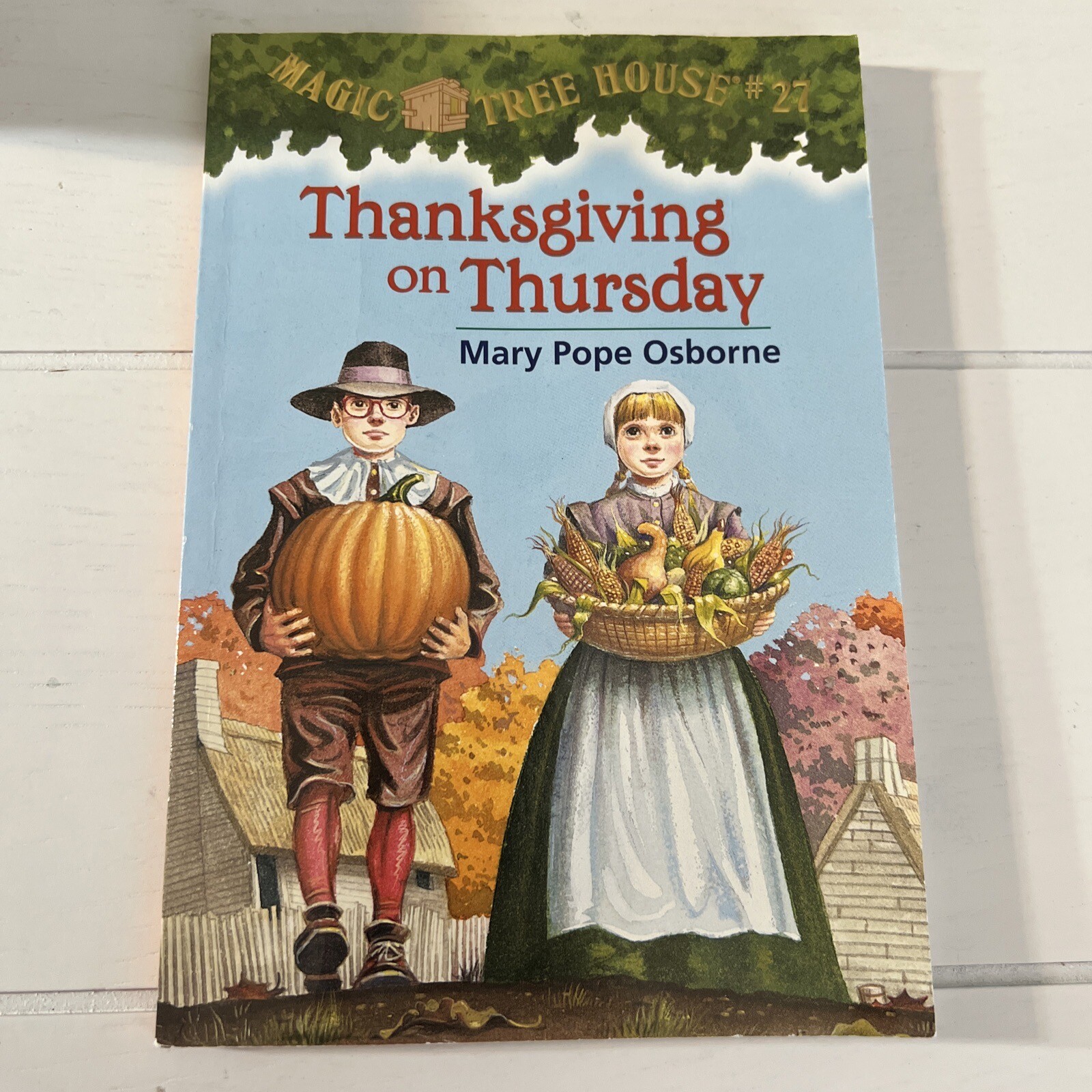 Thanksgiving on Thursday (Magic Tree House #27) – Paperback – Very Good