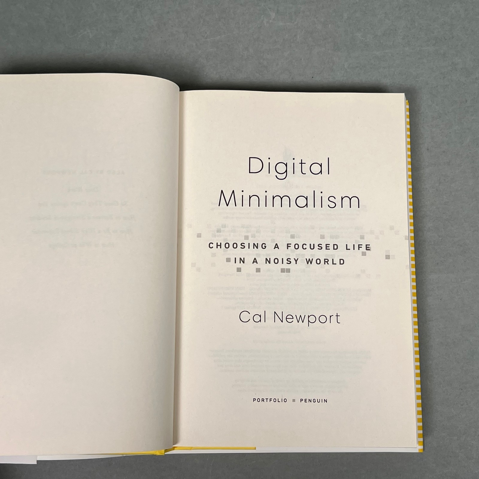 Digital Minimalism: Choosing a Focused – Hardcover, by Newport Cal – VERY GOOD