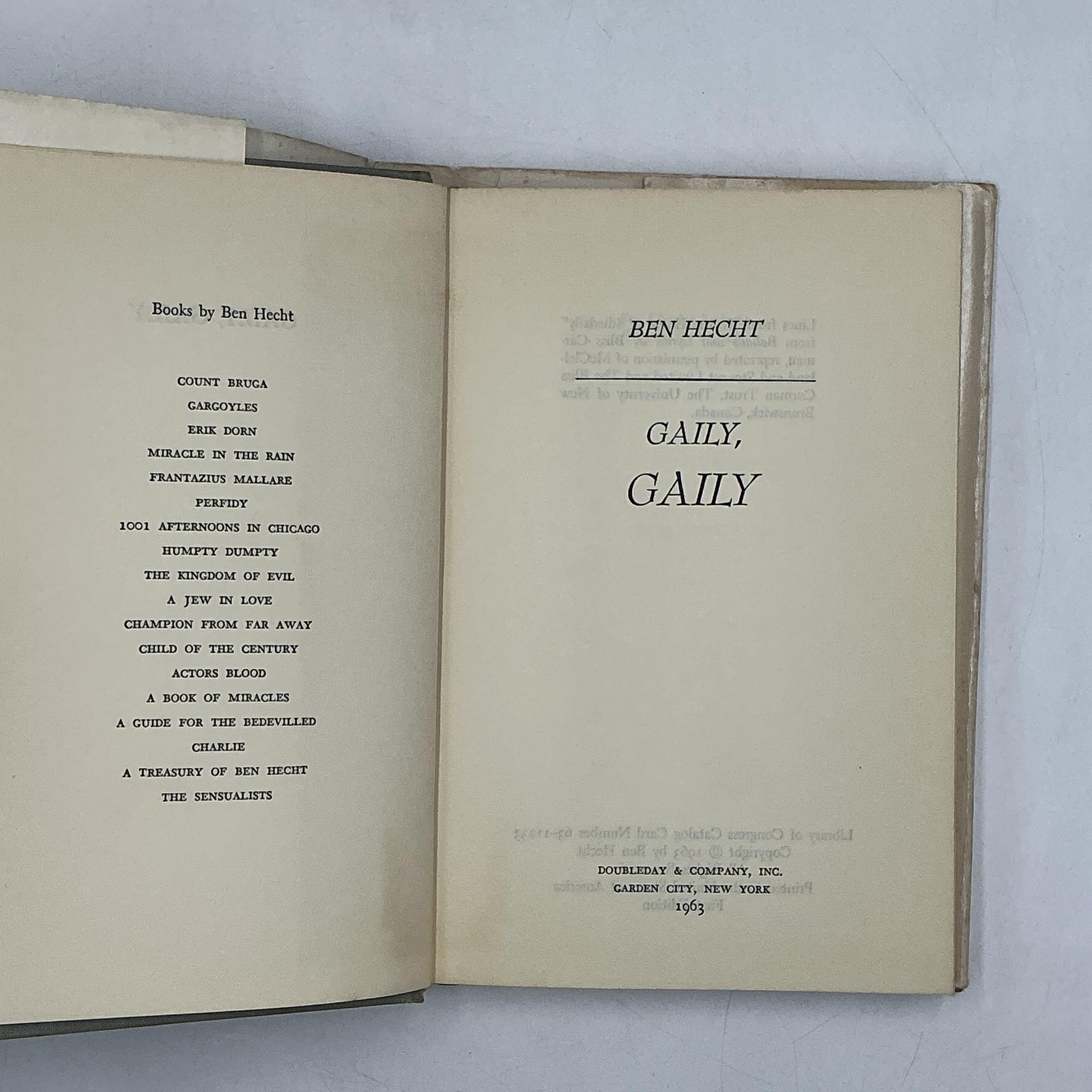 Vintage Gaily Gaily Ben Hecht White Black HC DJ 1st 1963 Memoir Chicago