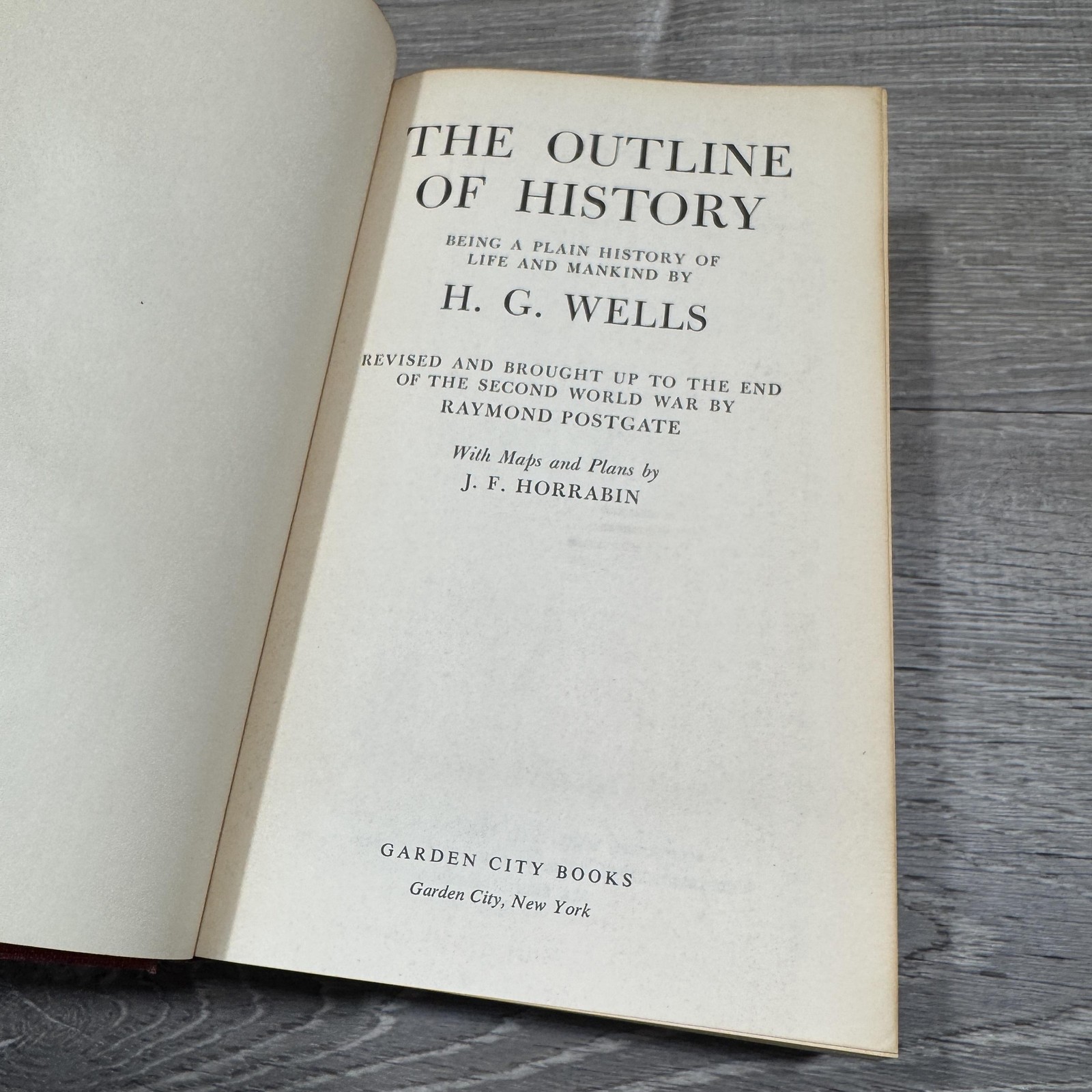 Vintage The Outline Of History H G Wells R Postgate Garden City Red HC USA 1956