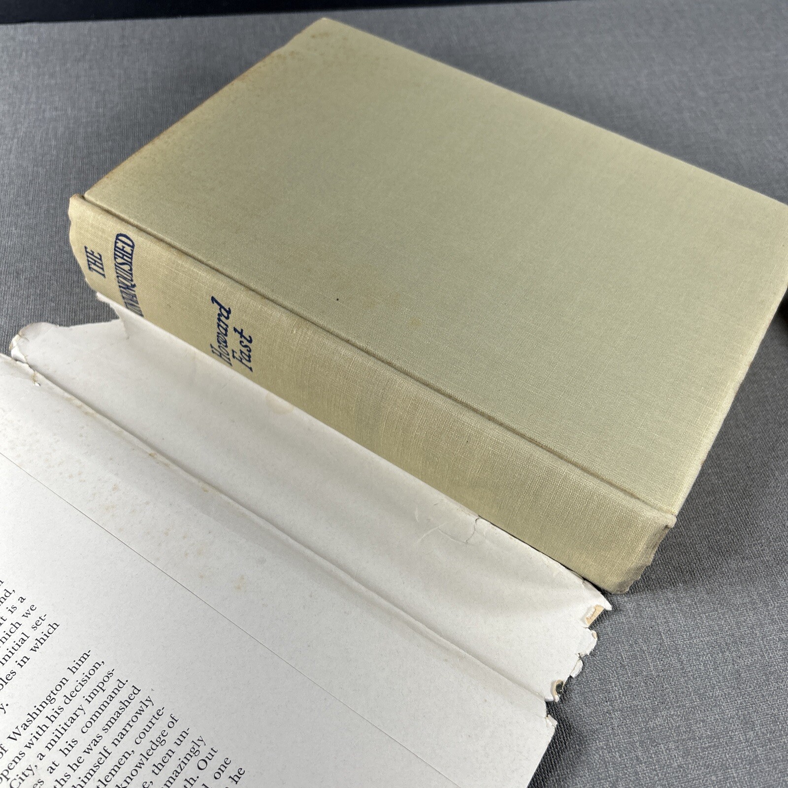Howard Fast Establishment & The Unvanquished 1942 Vintage 2 Book Lot