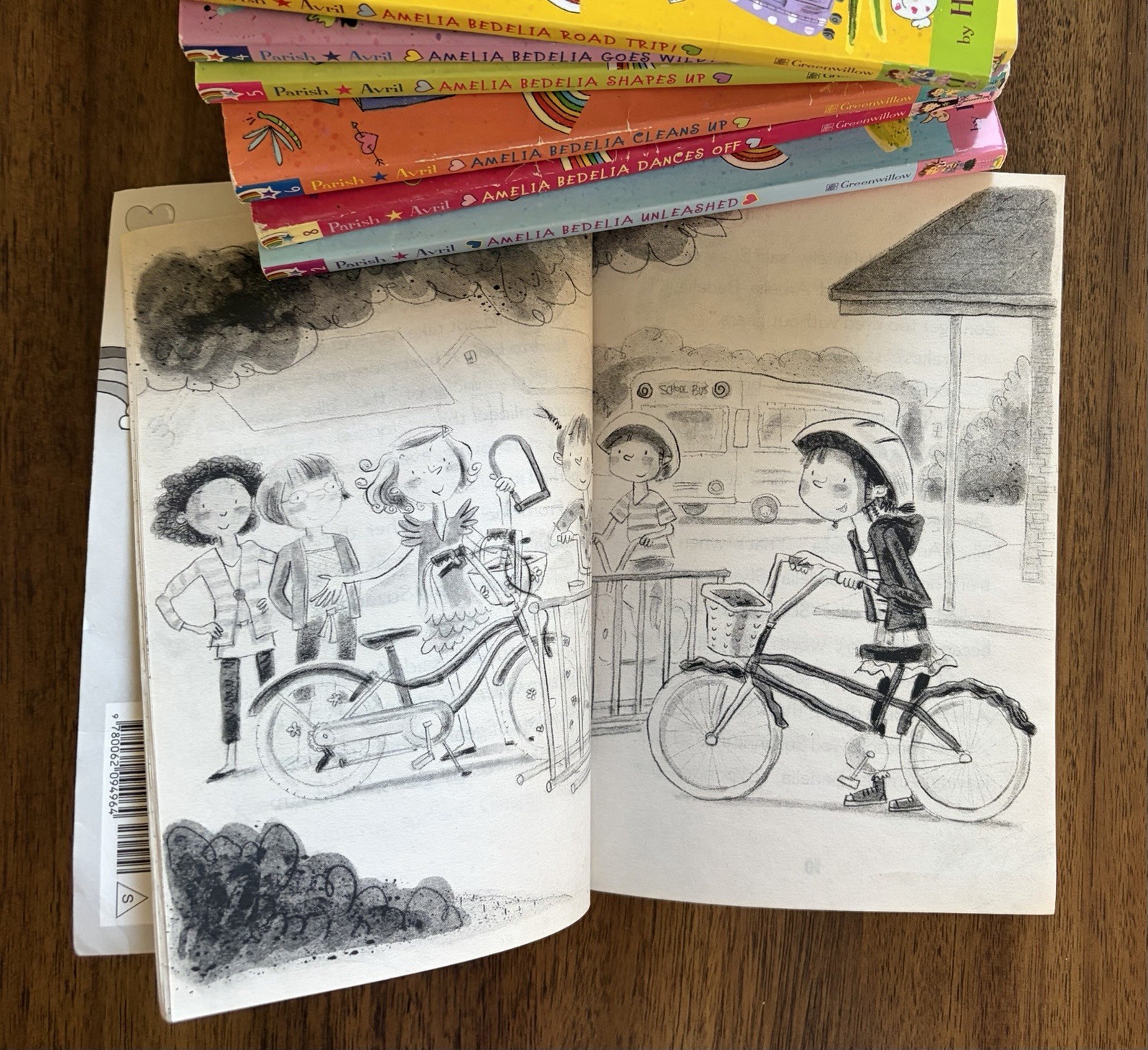 Amelia Bedelia 7 Paperback books by Herman Parish Illustrated