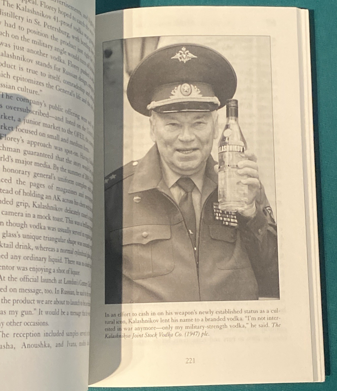 Ak-47: The Weapon That Changed the Face of War by Kahaner, Larry