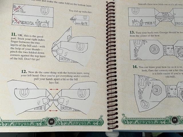 The Buck Book by Anne Akers Johnson. Origami with a Dollar Bill 7 Projects