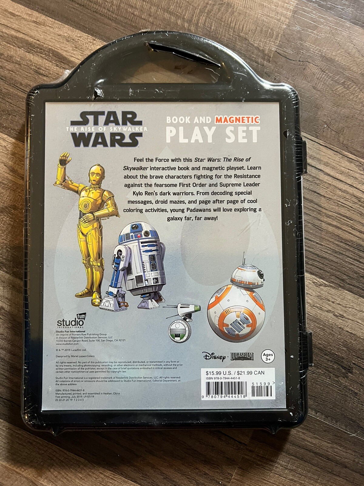 Star Wars The Rise of Skywalker 20+ Magnets Playset Activity Book New Sealed