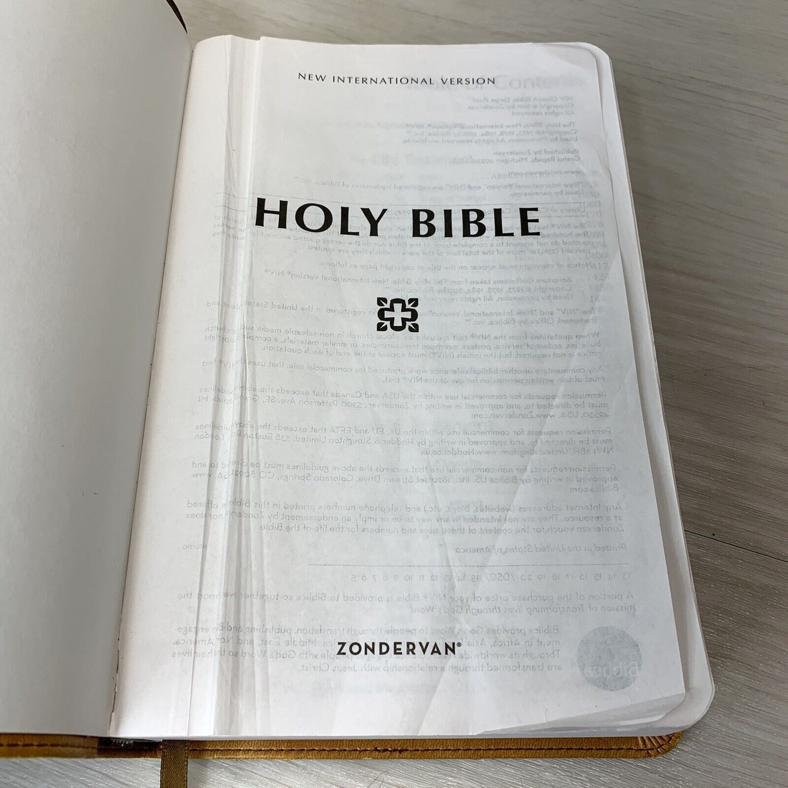 NIV Holy Bible Large Print Chocolate/Amber Duo Tone Brown Leather Cover
