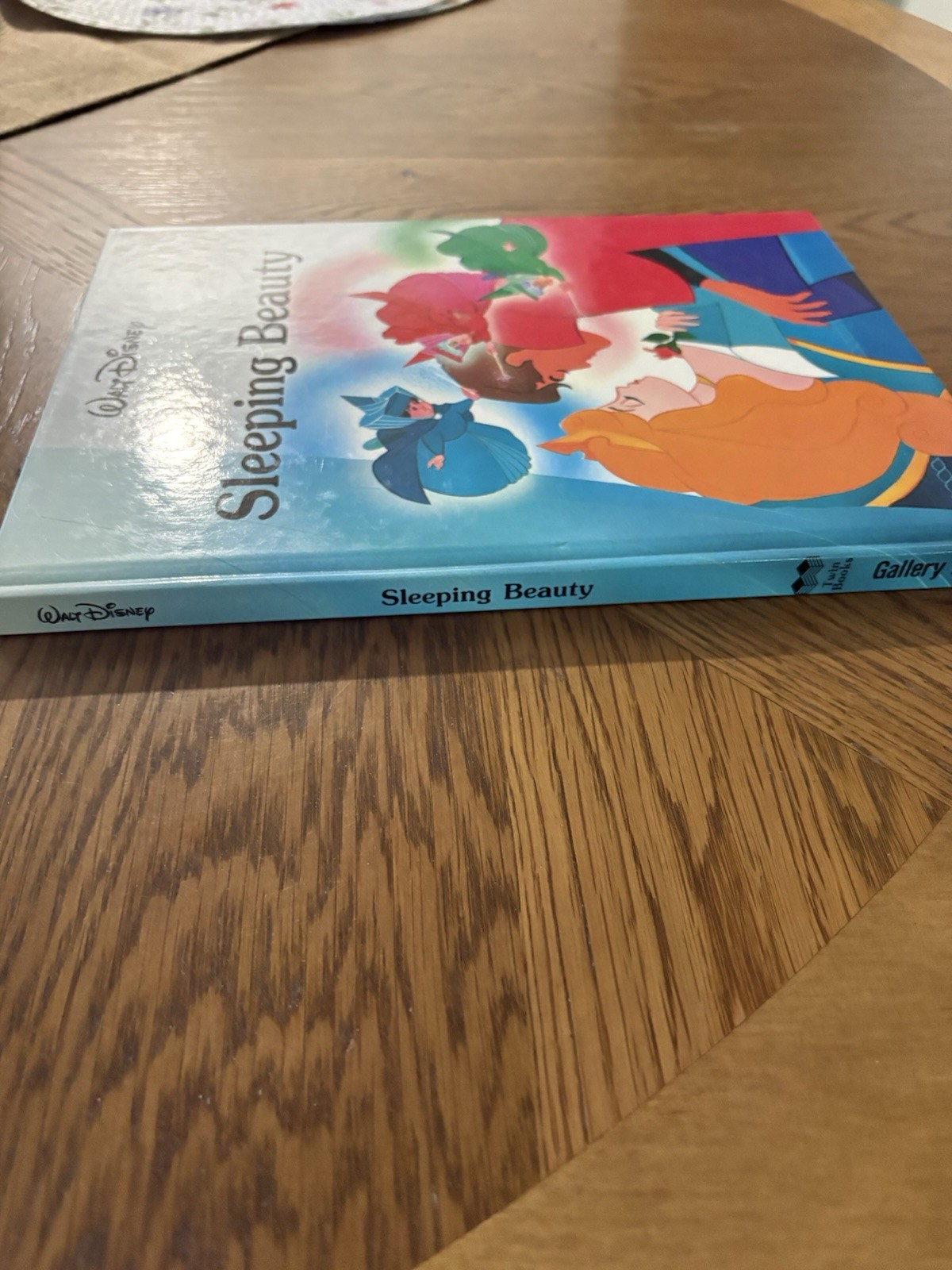 NEW DISNEY CLASSIC SERIES, SLEEPING BEAUTY TWIN BOOKS 1986 Large Hardcover