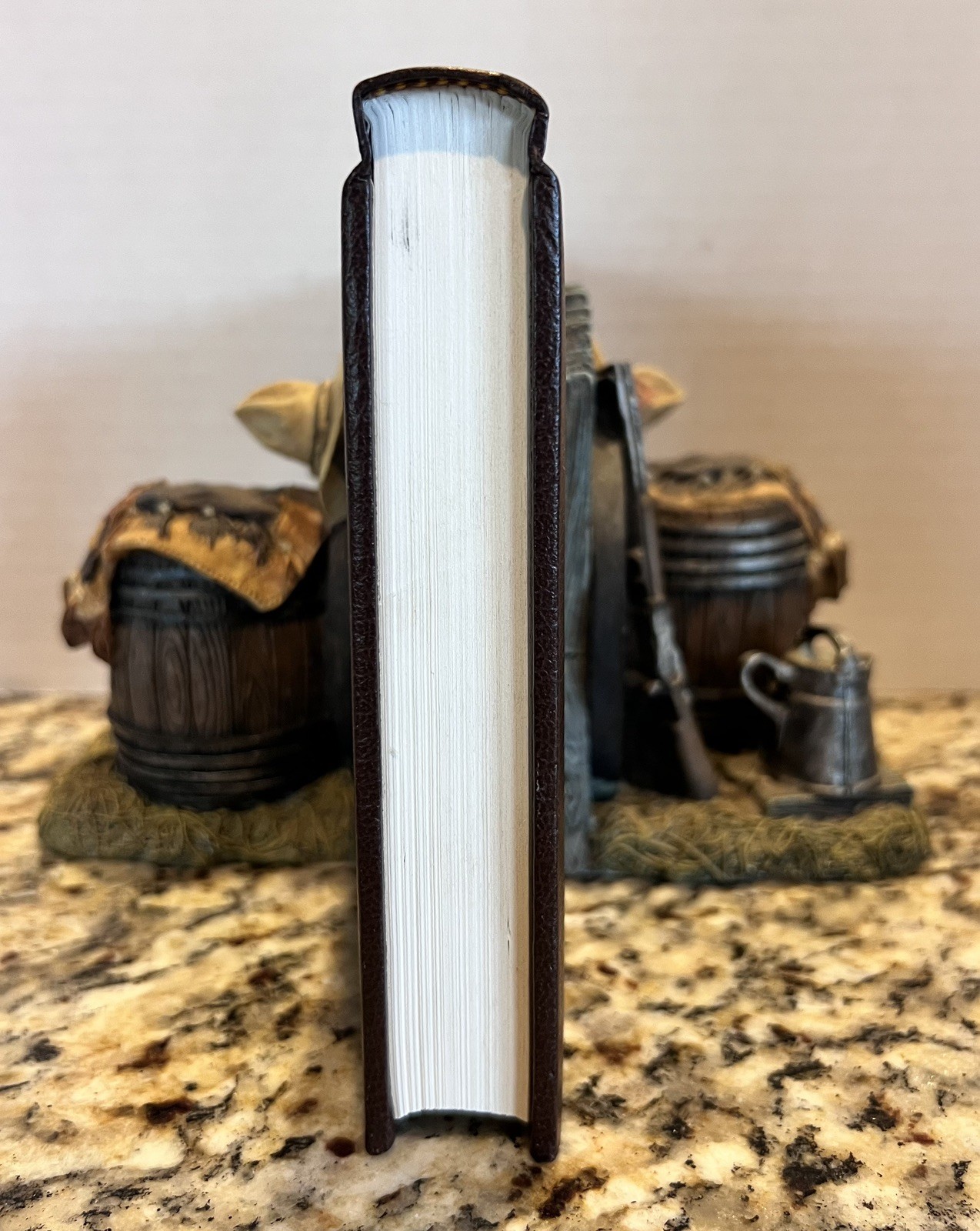 A Trail of Memories: The Quotations of Louis L’Amour Leatherette — VERY GOOD