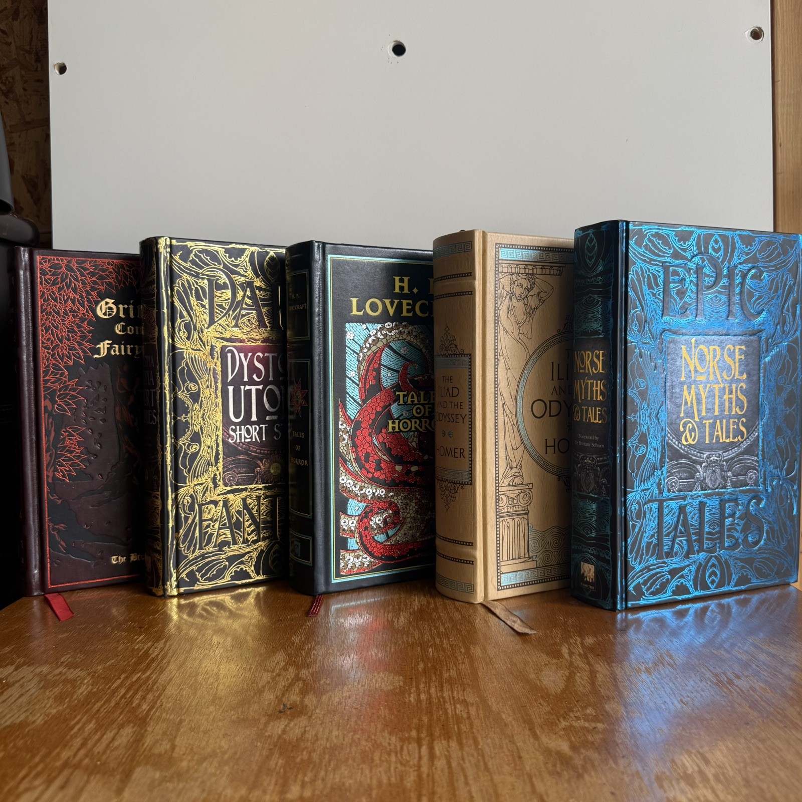 Lot of 5 Hardcover Collector Books The Iliad Odyssey Grimm’s H.P. Lovecraft