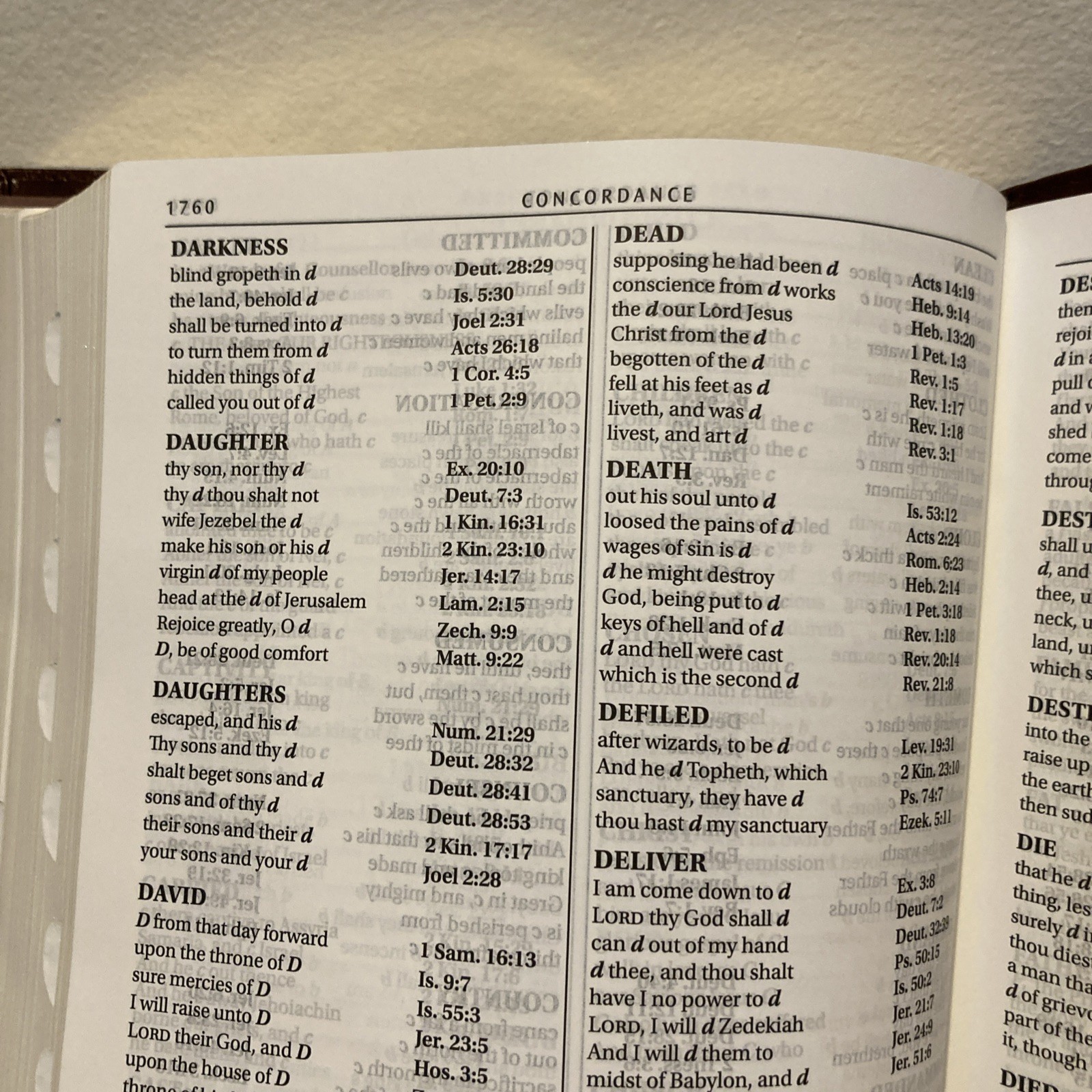KJV Super Giant Print Bible – 17pt font ~ Faux Leather ~ Red Letter ~ Indexed