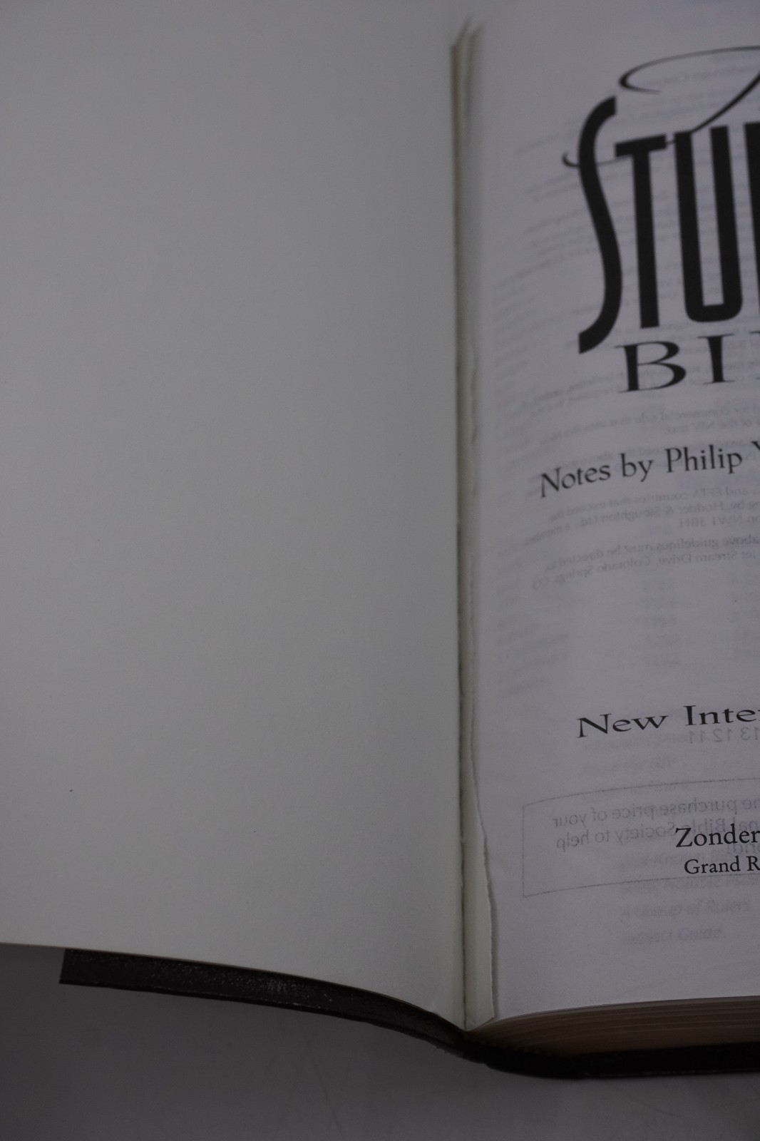 The Student Bible Zondervan 1996 NIV Brown Bonded Leather – Philip Yancey Notes