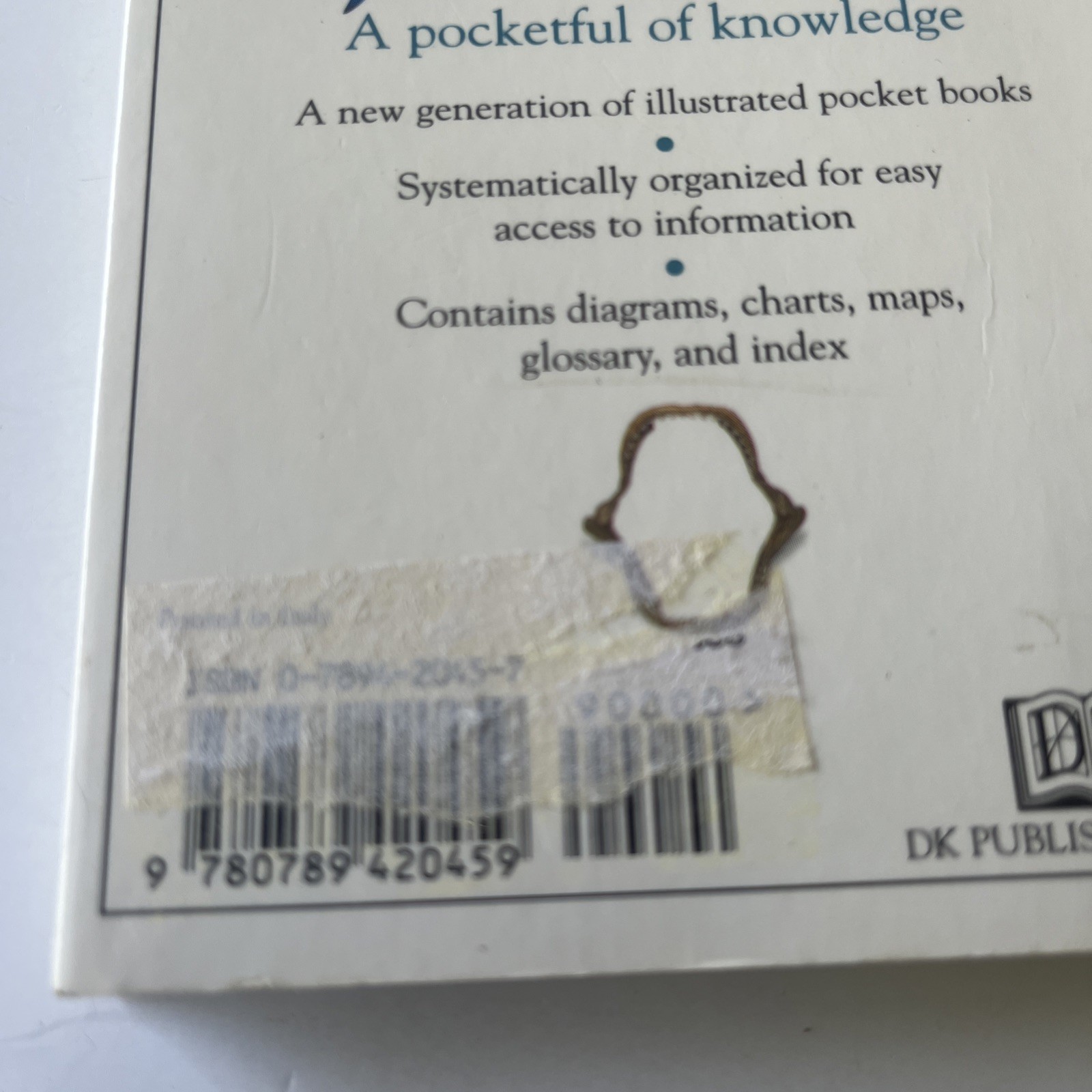 SHARKS DK Pockets Book📕Sharks by DK publishing Pockets Full Of Knowledge