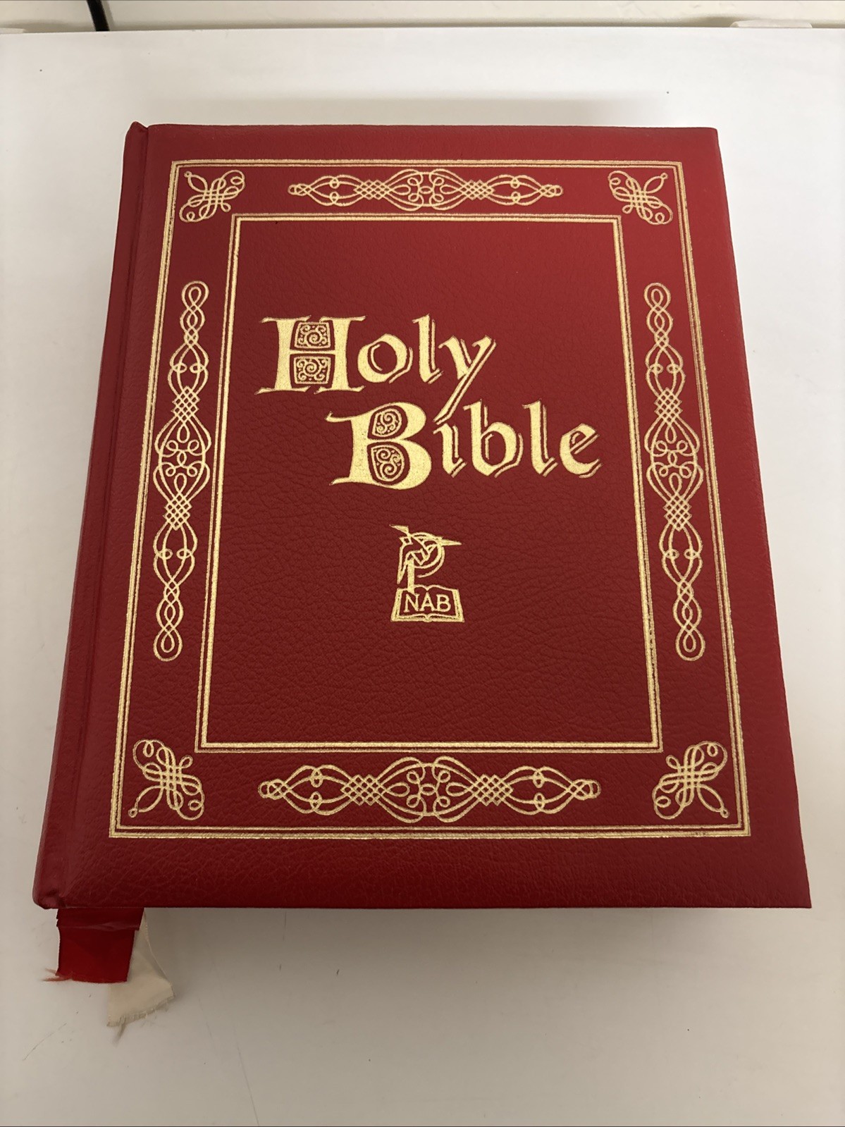 Holy Bible NAB Red. The New American Bible. Catholic Press World