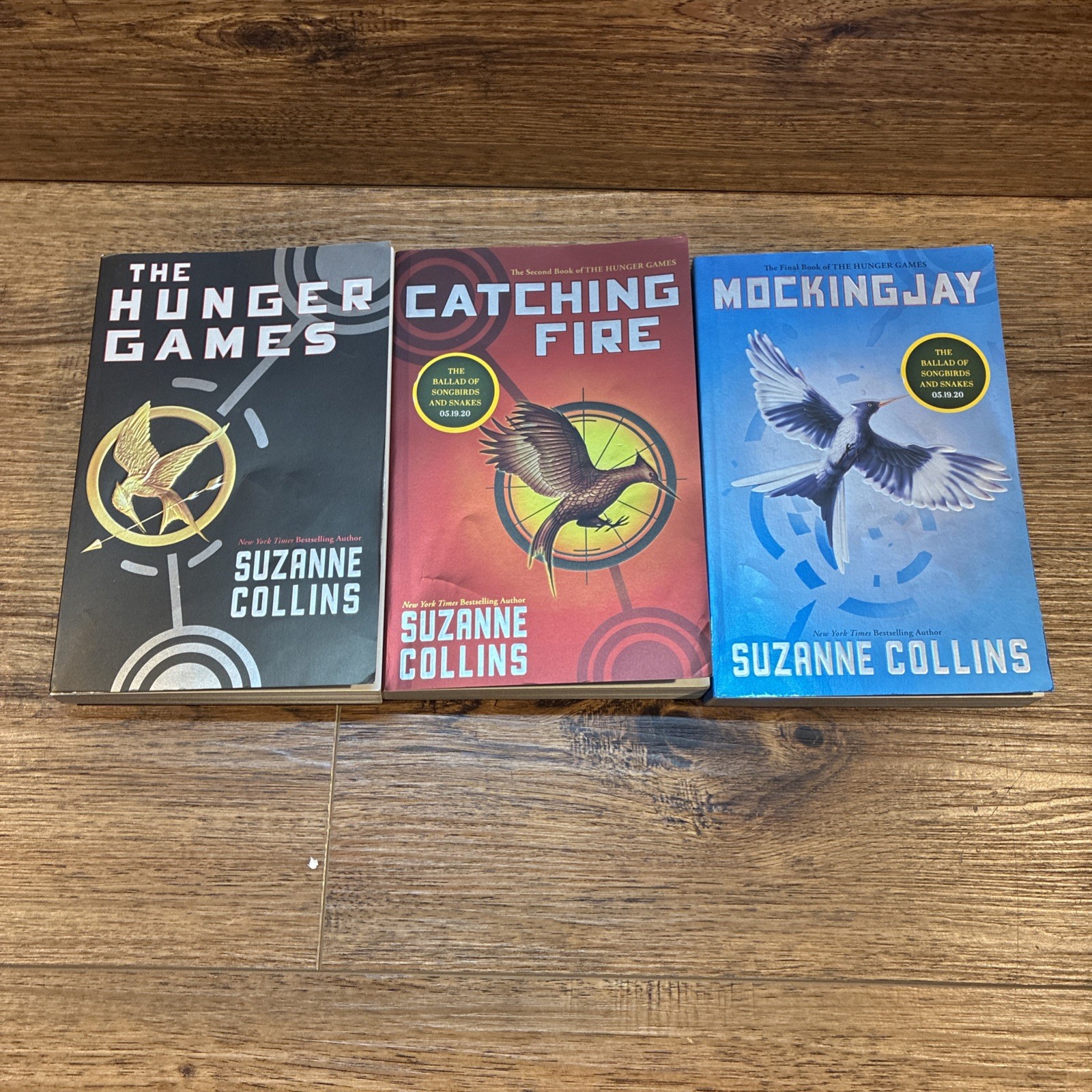 The Hunger Games Trilogy: The Hunger Games / Catching Fire / Mockingjay, Collins