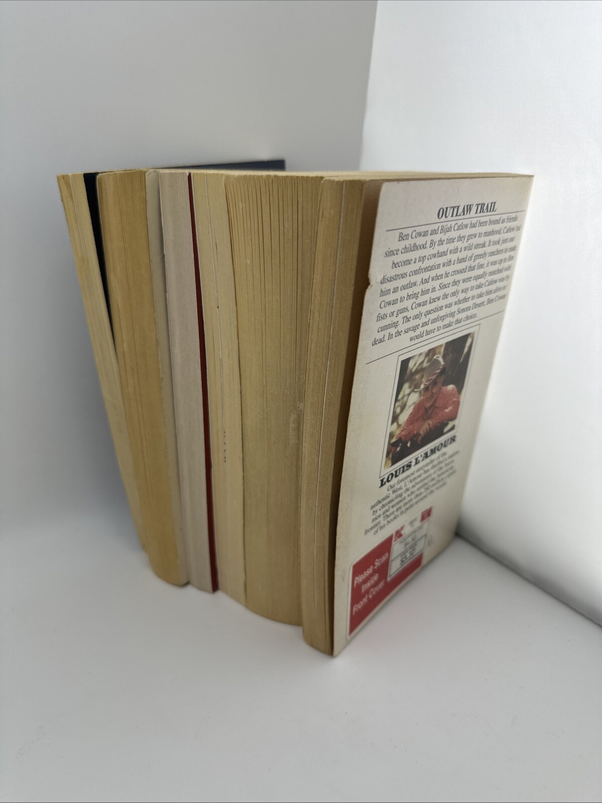 Lot of 6- LOUIS L’AMOUR – Paperback Western Books – Mixed Titles