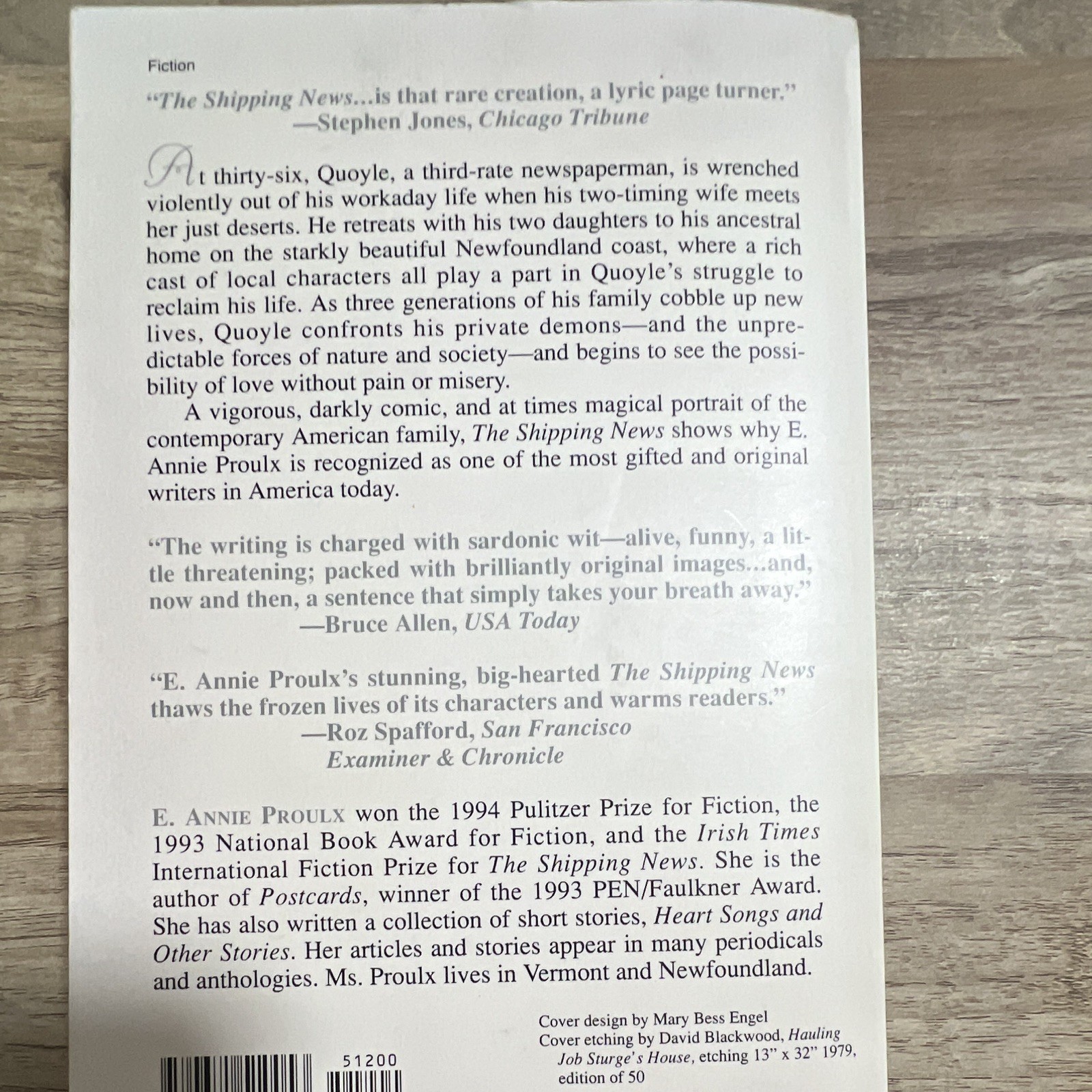 E. Annie Proulx The Shipping News Paperback Fiction Novel Adult English