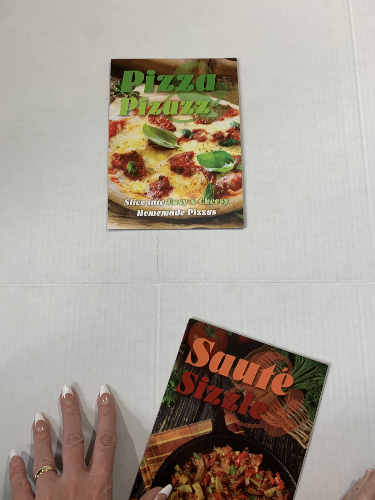 DreamTivity Cookbook Lot 5 Pizza Pasta Soups Saute Dips Kids Cooking NEW