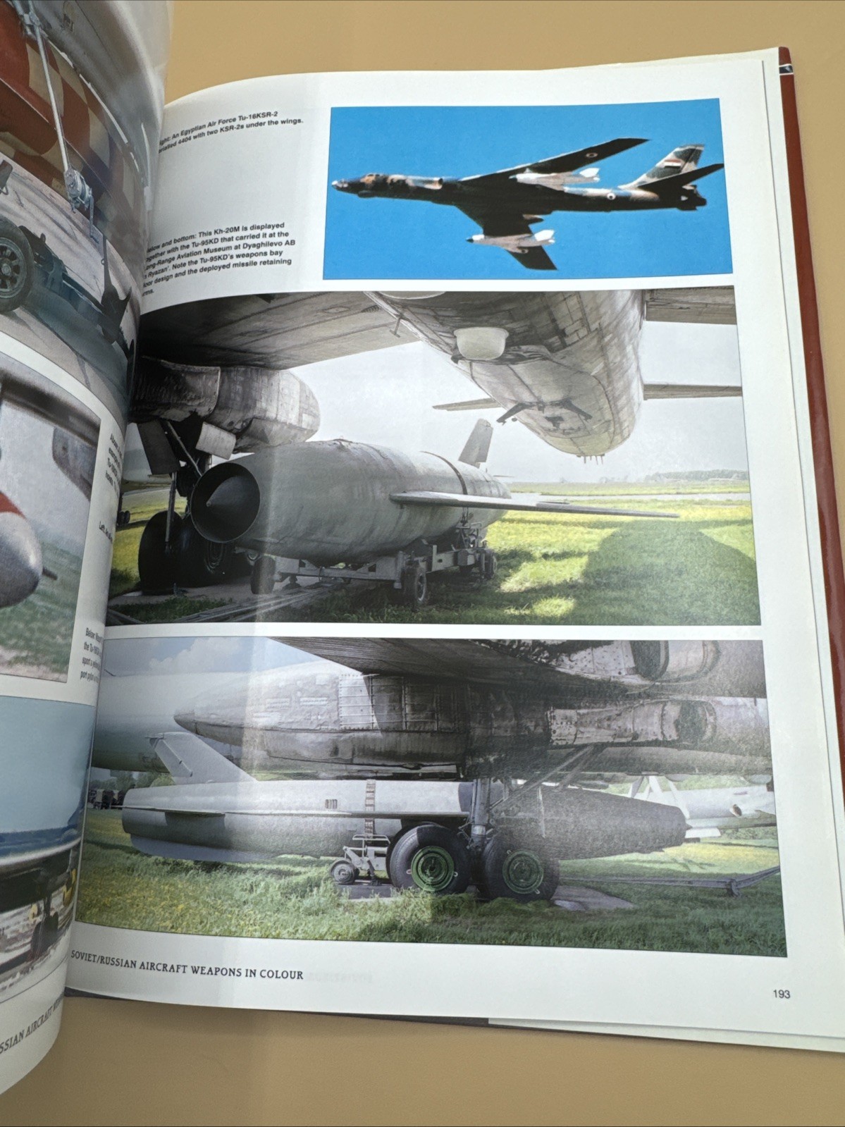 Soviet/Russian Aircraft Weapons Since World War Two by Gordon, Yefim Midland Pu